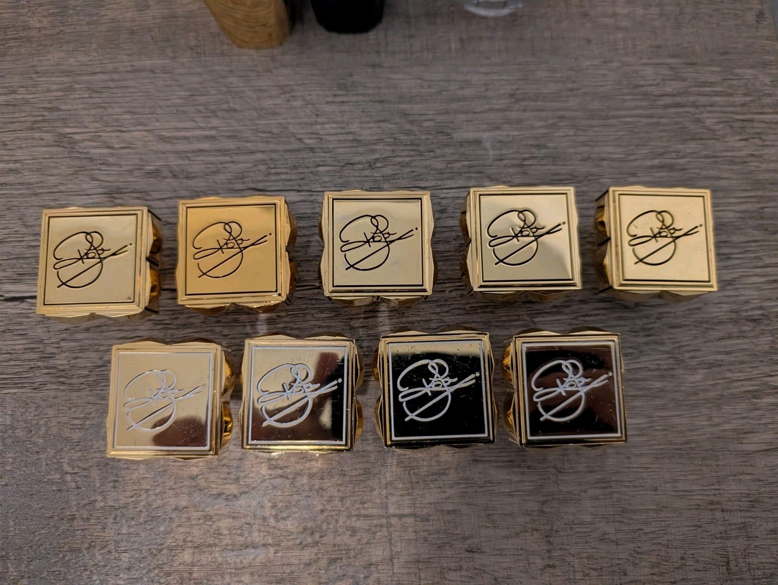 Roja Dove Older Signature Style Metal Caps Lot Of 9.  New 