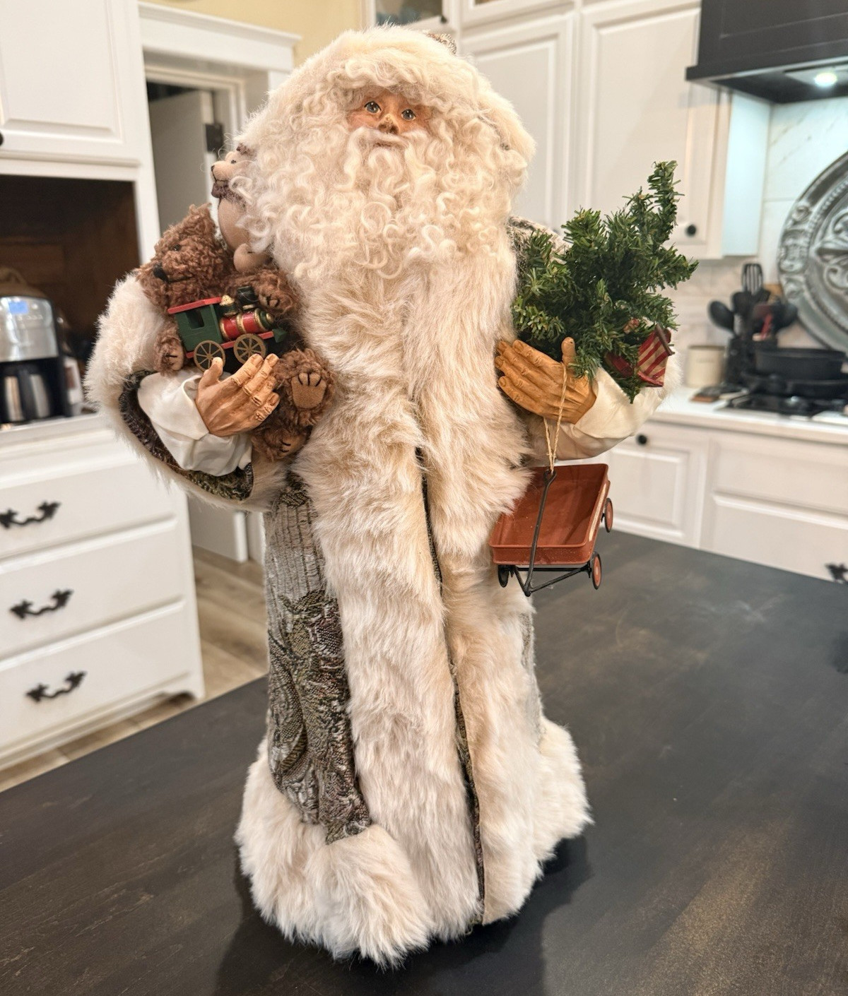 Vintage Linda Randall Handcrafted 22” 2003 4 of 4 Santa Quilted Robe Rare