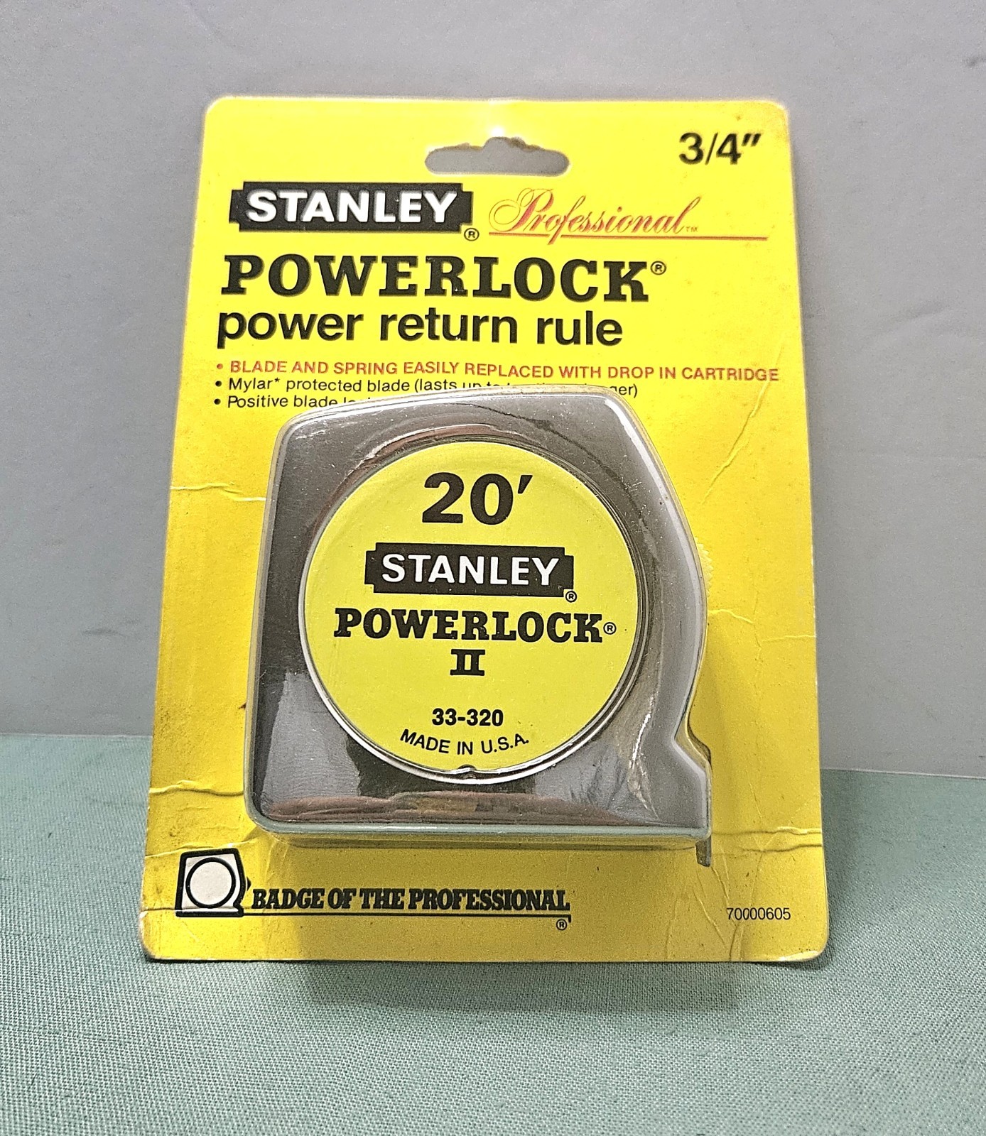 Vintage Stanley Professional 33-320 Powerlock II Tape Measure 3/4 Vintage Stanley Professional 33-320 Powerlock II Tape Measure 3/4
