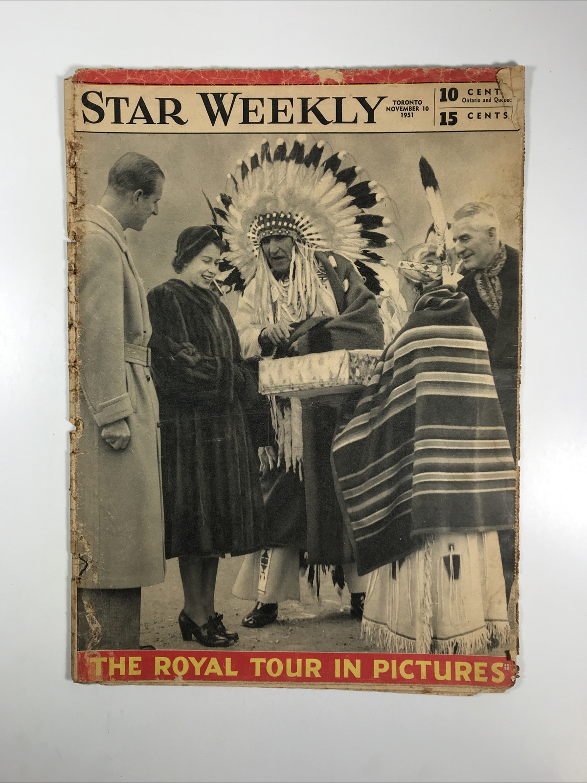 Toronto Star Weekly (November 10, 1951) Princess Elizabeth Philip Tour photos