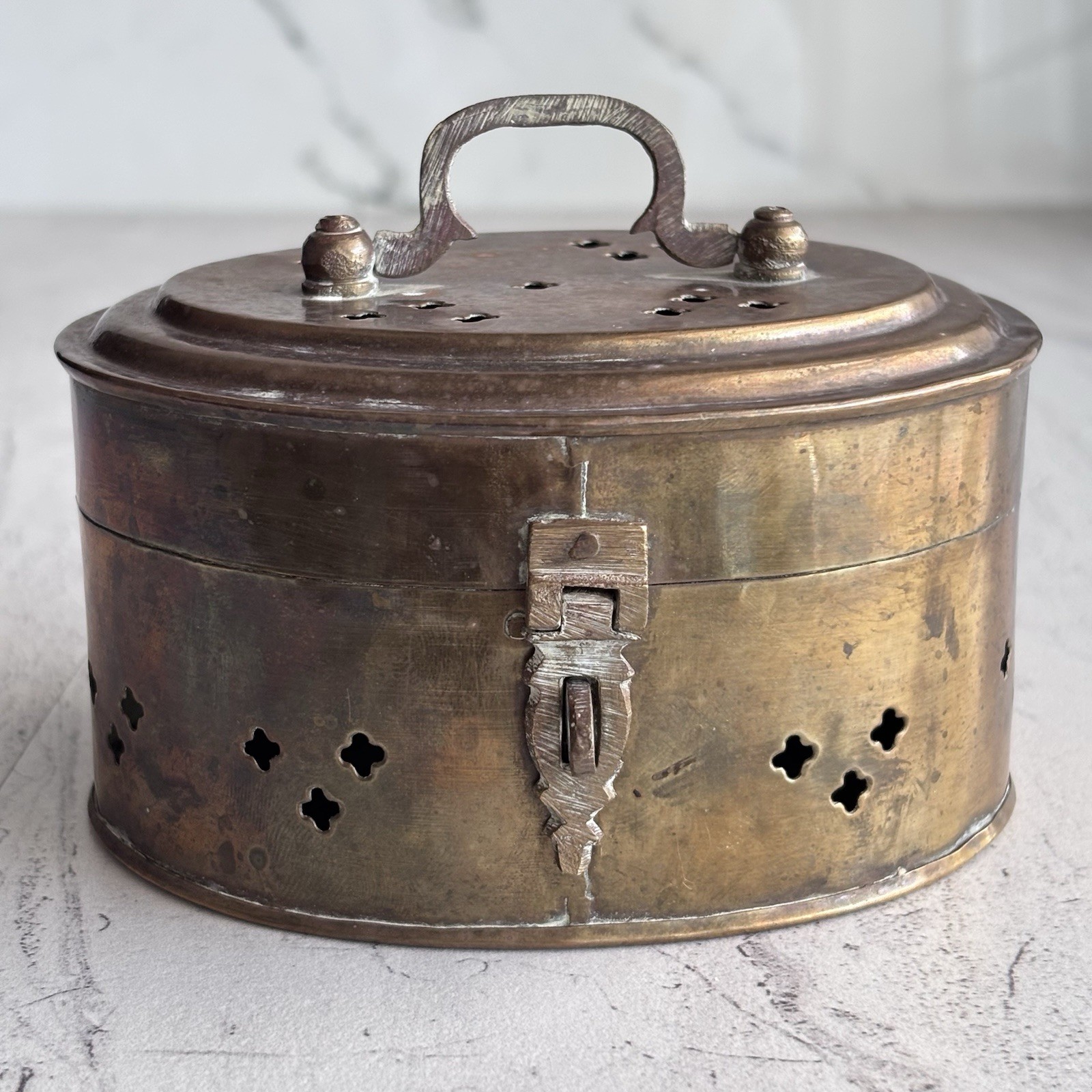 Vintage Rustic Oval Solid Brass Hinged & Lockable Trinket Box