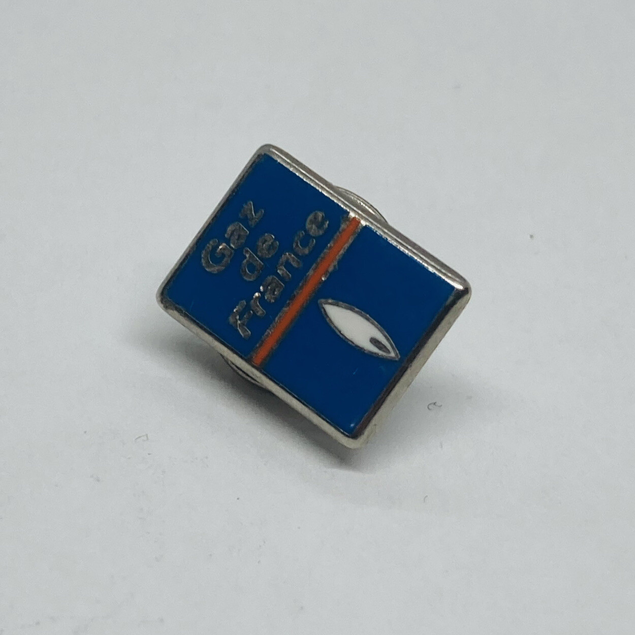 Vintage GDF GaZ De France Enamel Pin White Flame Badge Art Decor 20 Vintage GDF GaZ De France Enamel Pin White Flame Badge Art Decor 20