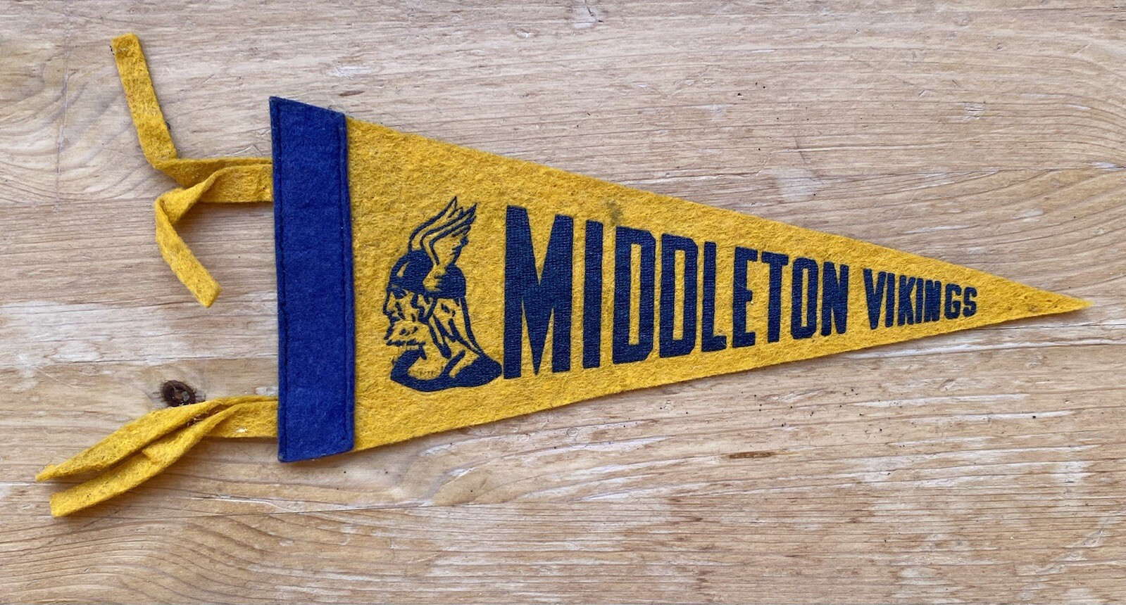 Vintage Middleton High School Vikings 9 Inch Pennant with Nice Color Early Old
