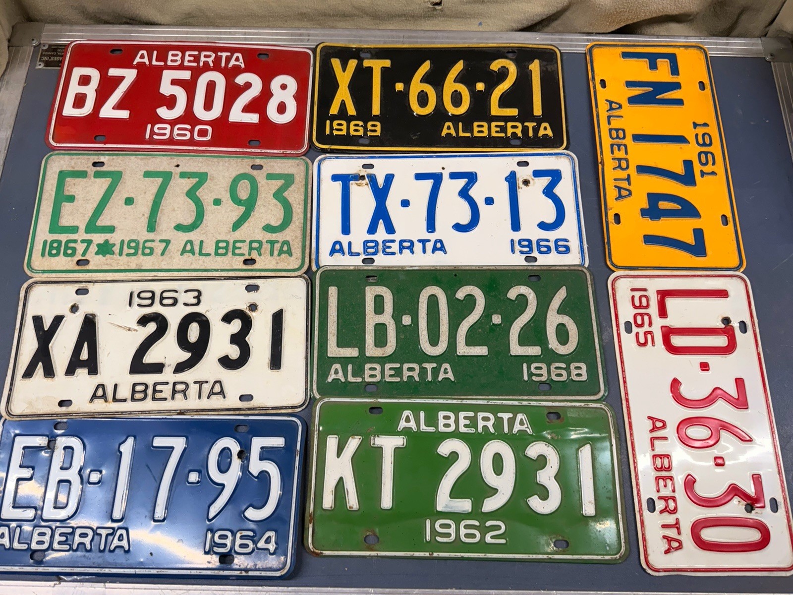 1960s Vintage Licence Plate Bundle Alberta For Collectors Cars Or Decoration 1960s Vintage Licence Plate Bundle Alberta For Collectors Cars Or Decoration