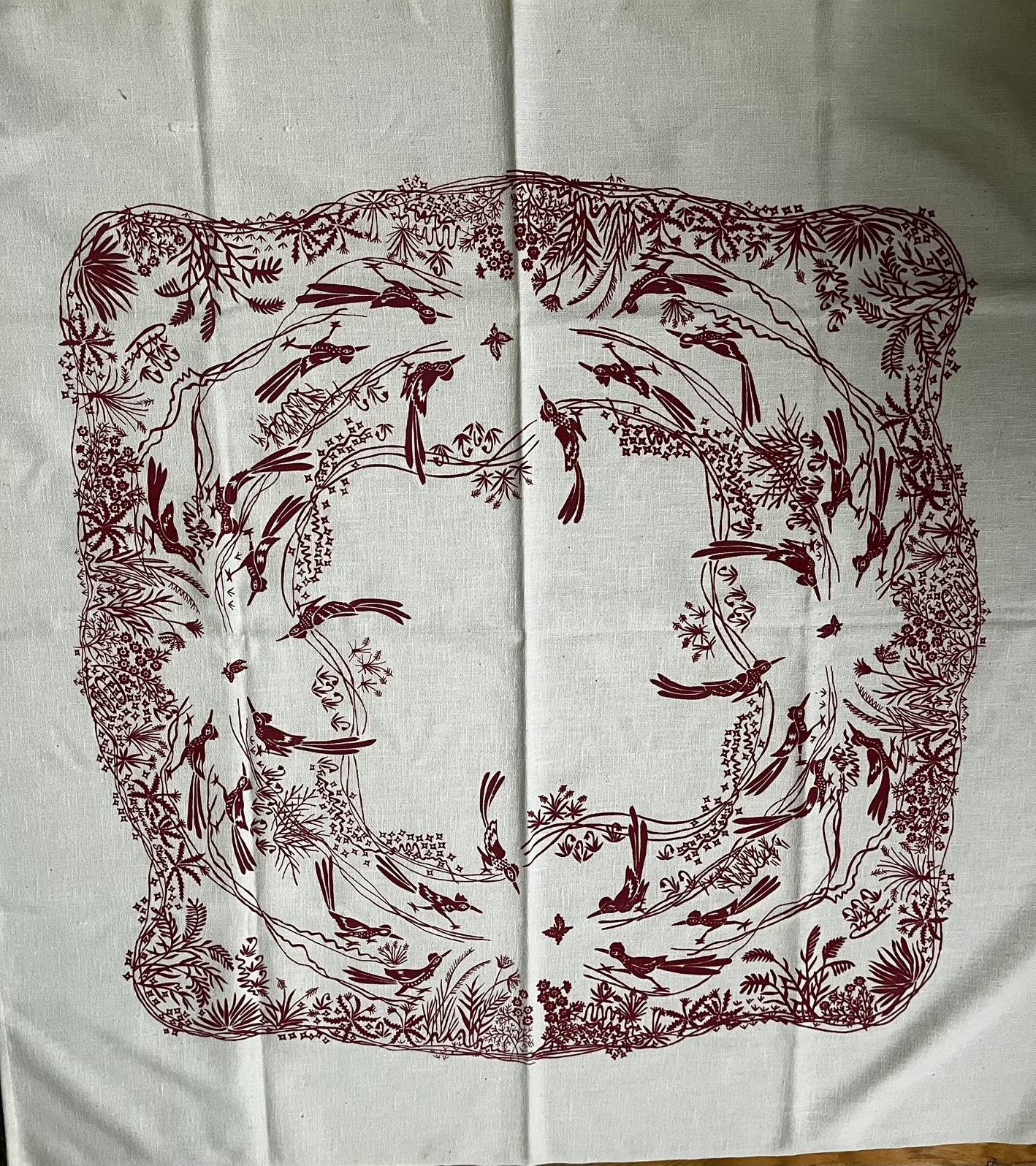 NEW VTG MCM HARWOOD STEIGER LINEN TABLECLOTH ROADRUNNER DESERT GRASSES RED WHITE
