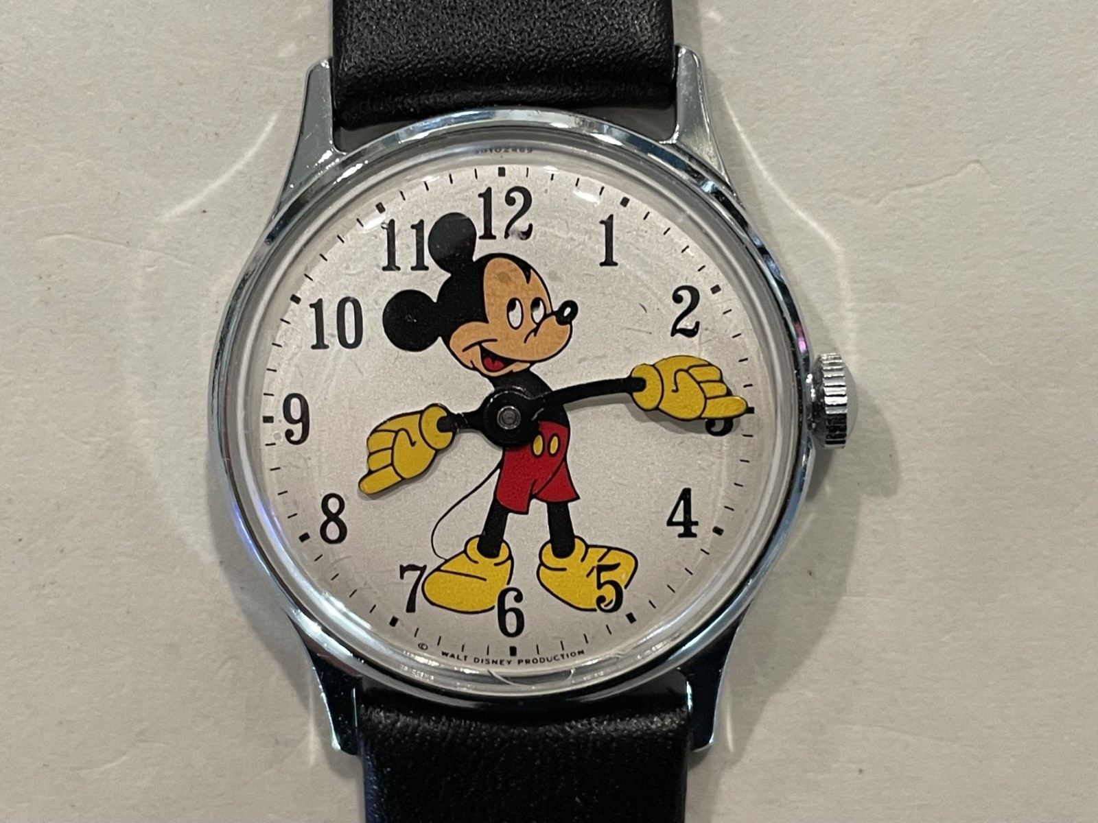 Vintage 1969 Timex Mickey Mouse Mod Watch - EXE - Runs