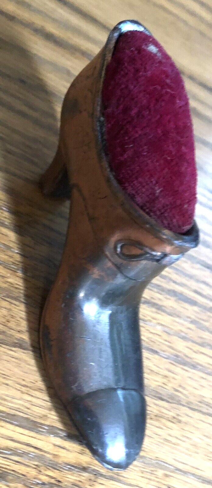 Vintage Metal SHOE Pincushion