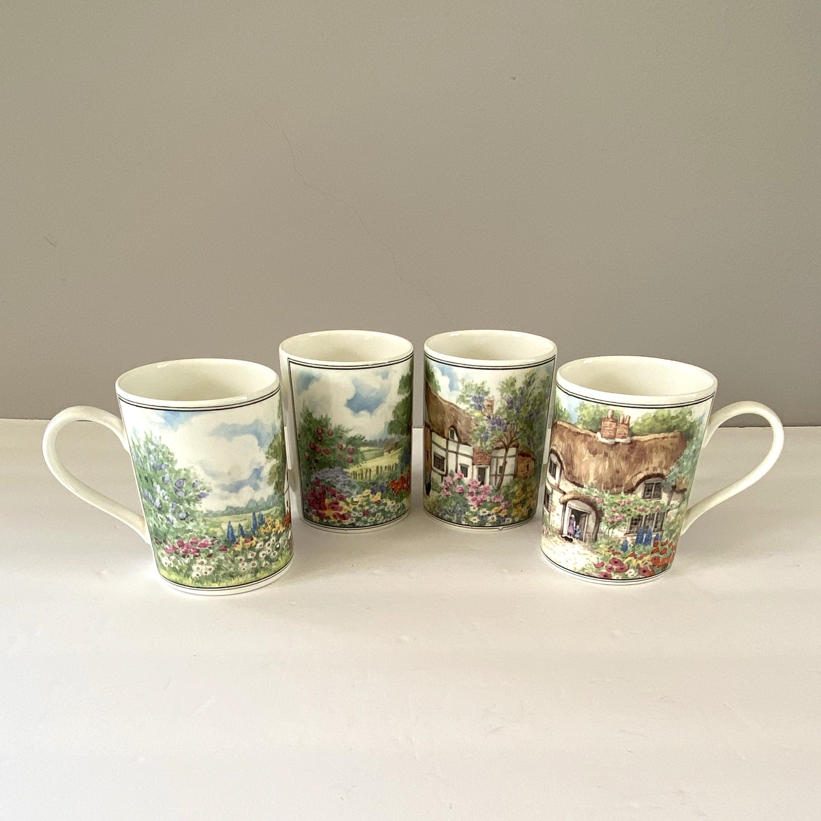 Set of 4 Queens Cottage Gardens Fine Bone China Mugs England Crownford Floral