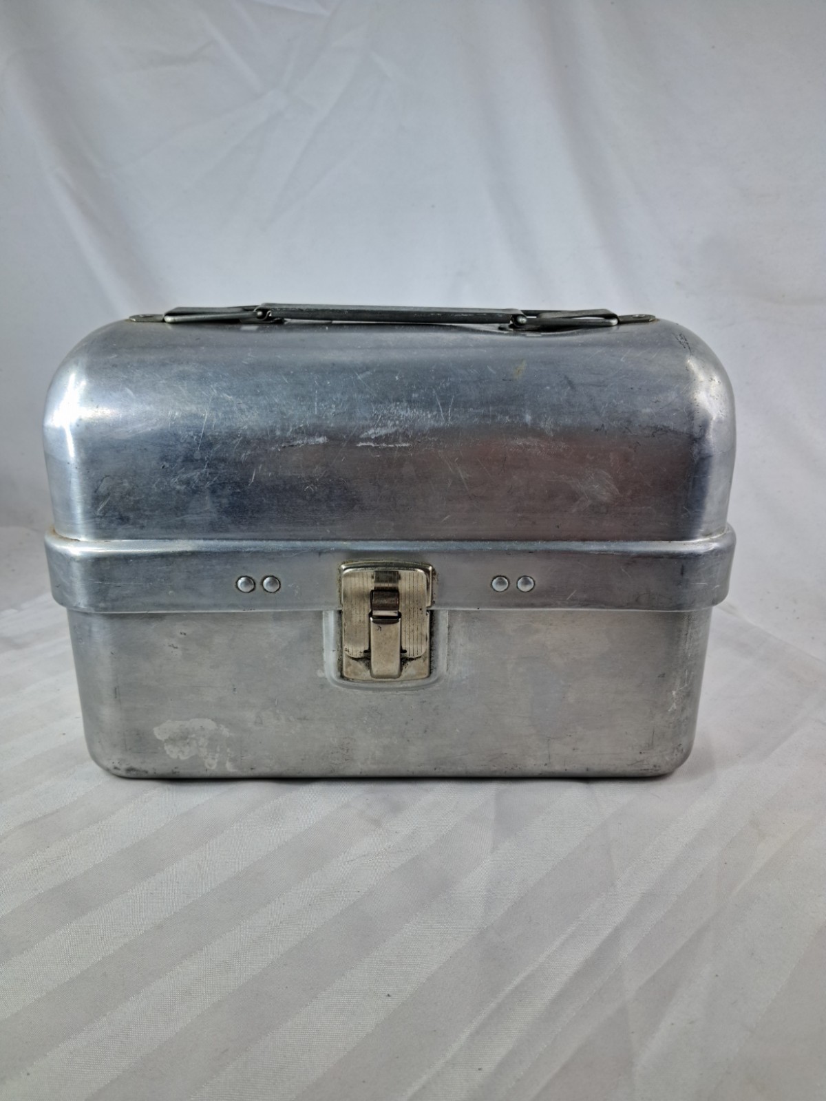 Vintage Leyse Aluminum Co Dome Top Lunchbox Pail Kewaunee WI Miner NO Thermos