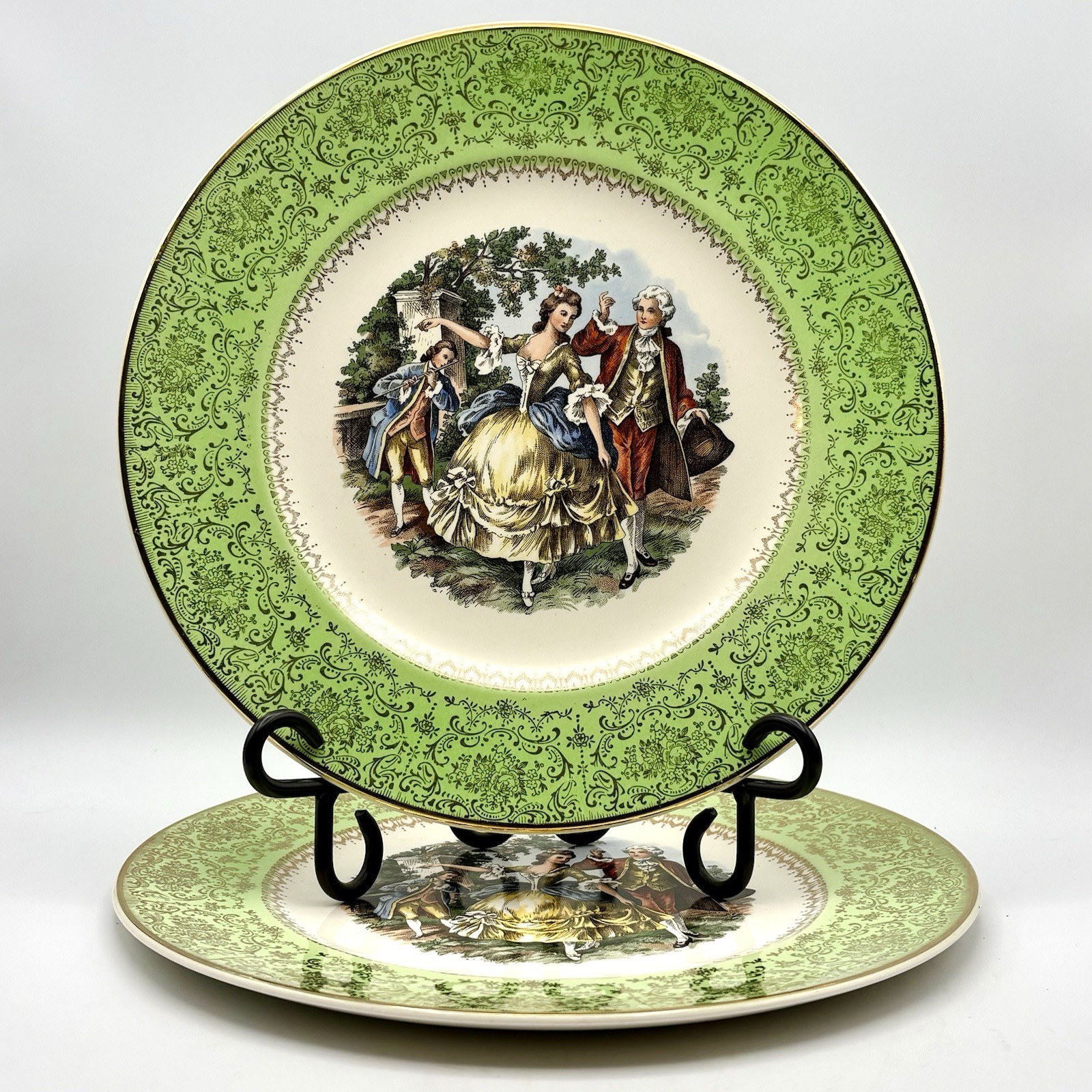 2 IMPERIAL SALEM CHINA Co. Dinner Plates Made in USA 23K Gold Colonial Couple