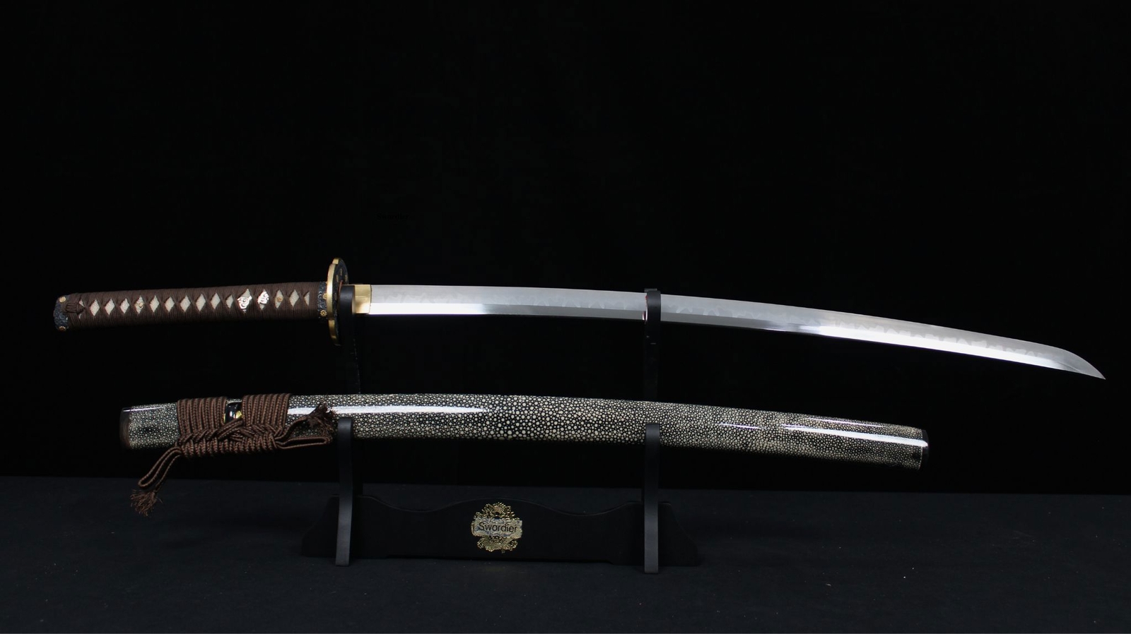 Swordier SWK-1018 Imperial Chrysanthemum Themed Japanese Katana