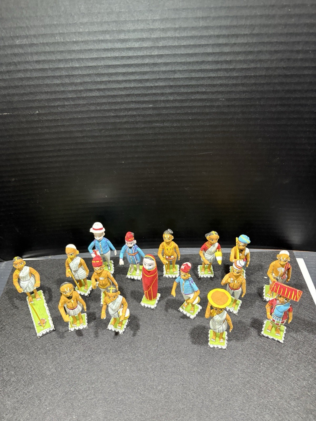 VINTAGE KONDAPALLI WOODEN FIGURES 3”- 4\