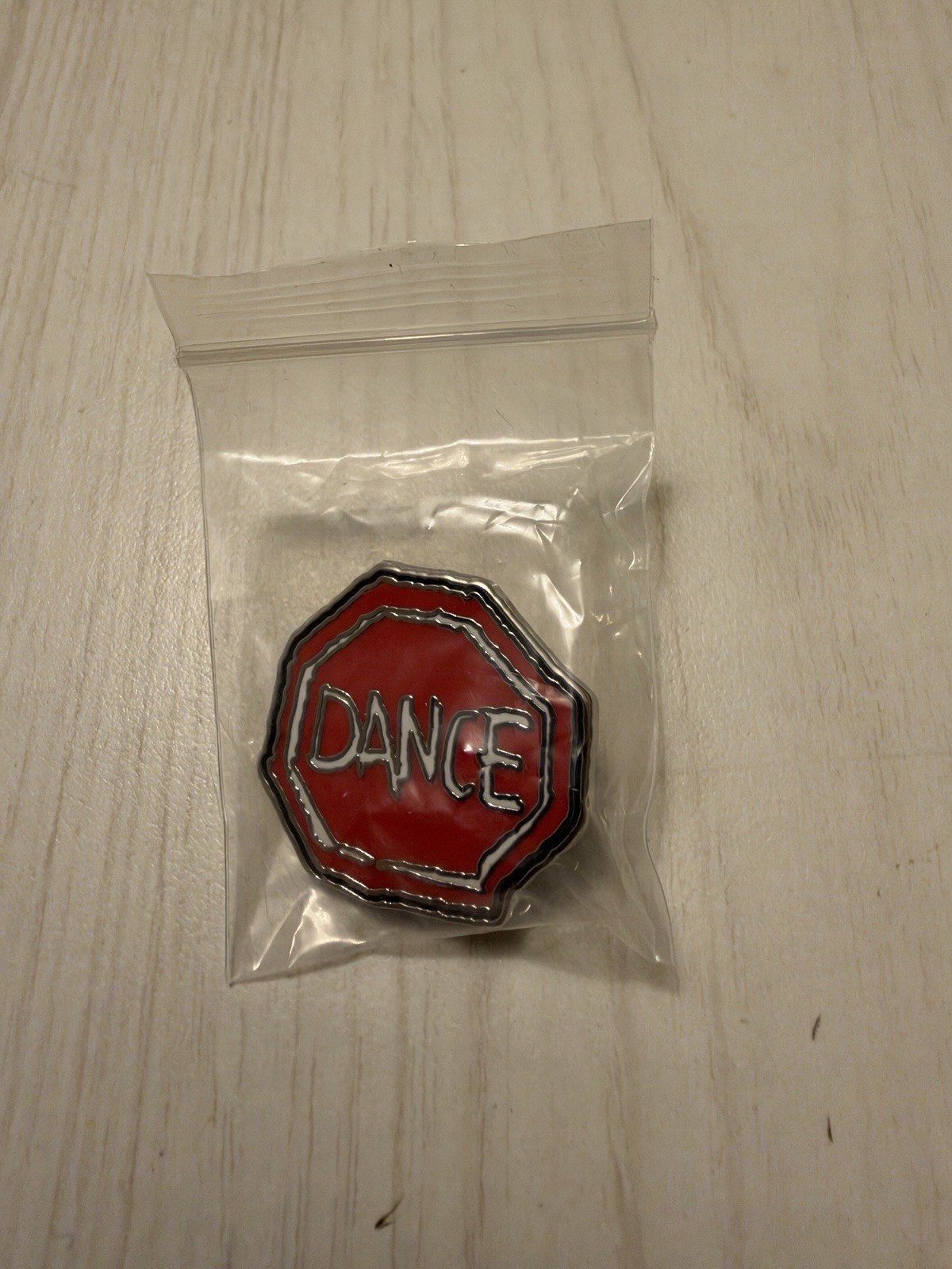 Harry Styles Exclusive Dance Stop Sign Pop-up Pin Harry Styles Exclusive Dance Stop Sign Pop-up Pin