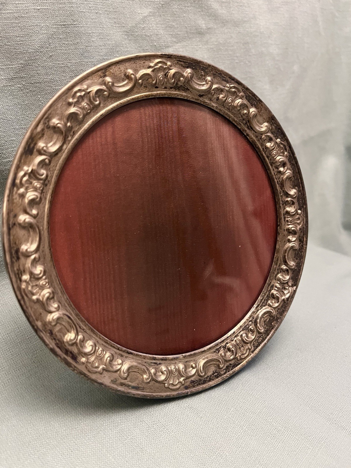 Vintage Strasbourg Design By Gotham  Silver Plated Round Frame