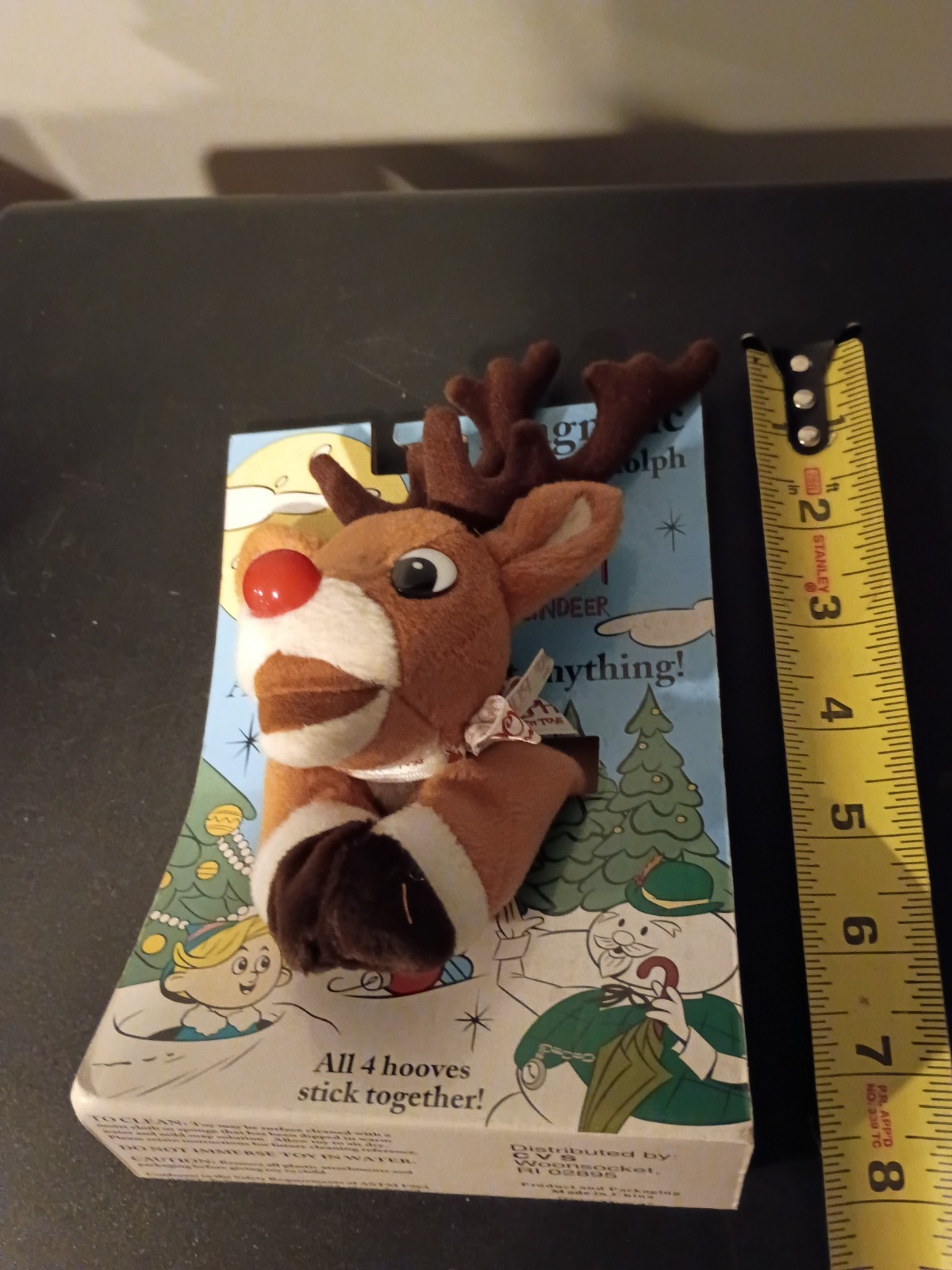  Rare Rudolph The Red-Nosed Reindeer Four Hoof  Magnet Display - CVS 1999