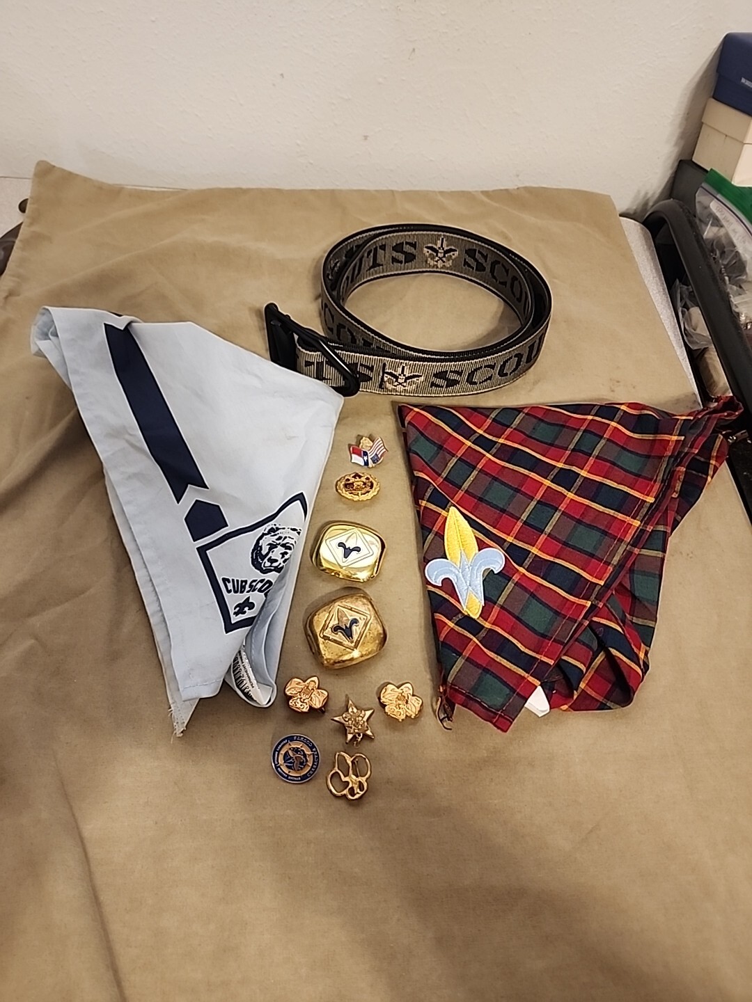 Vtg Boy Girl Cub Scouts Lot Of Pins, Slides, Handkerchiefs & Belt