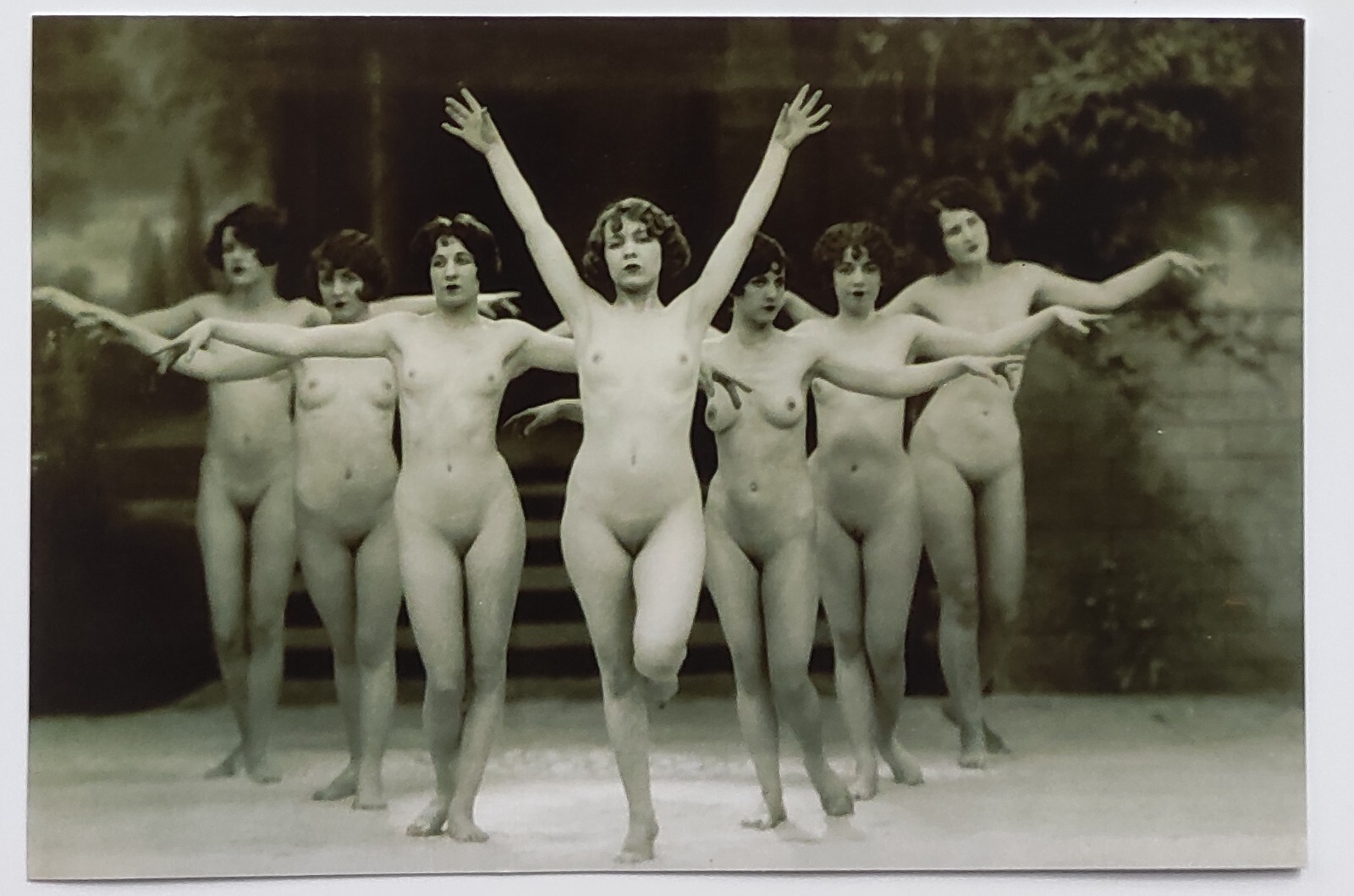 104*Vintage Pin Up Girls photo black - white