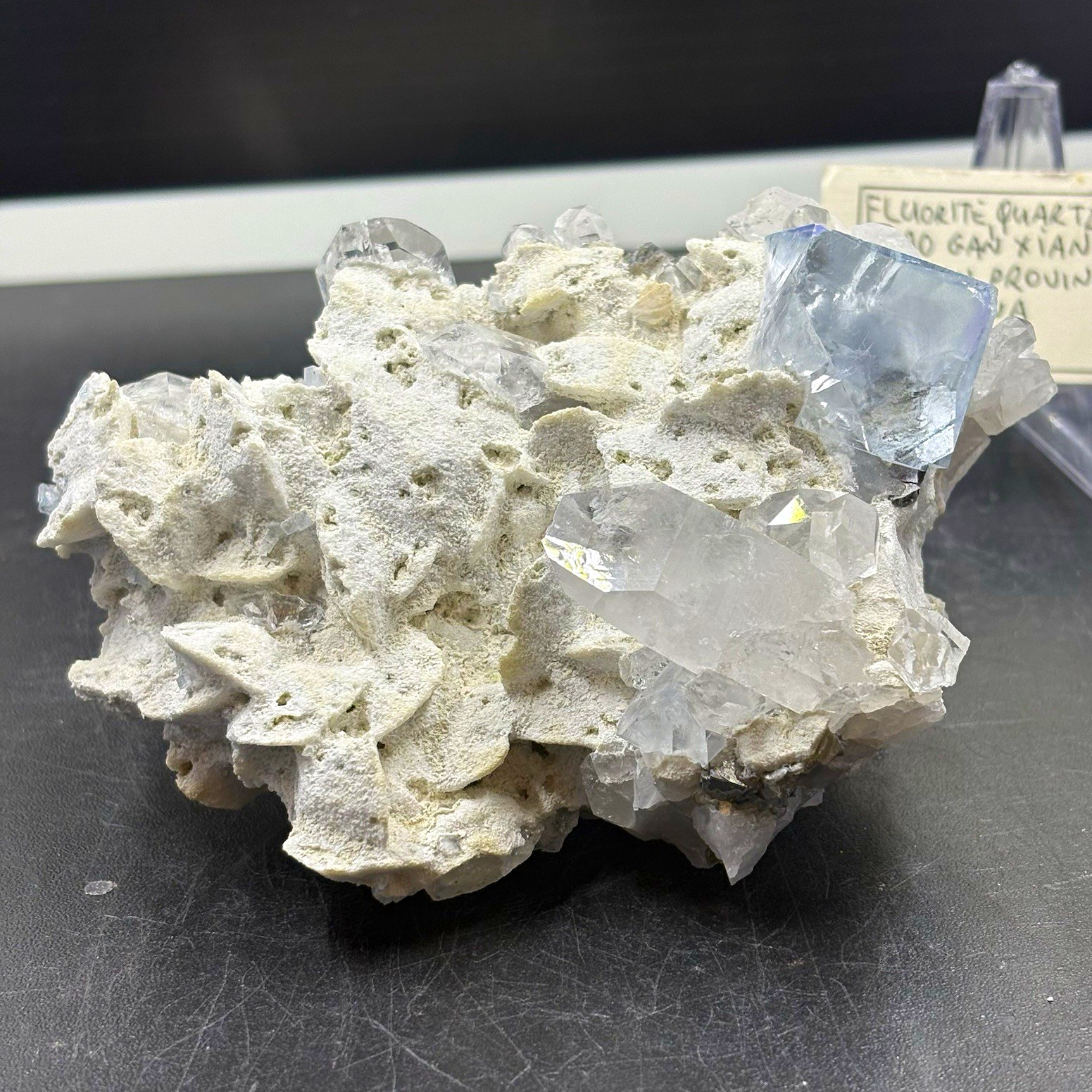Fluorite Quartz Cluster 490g Mineral Specimen Matrix Yao Gan Xian China UV