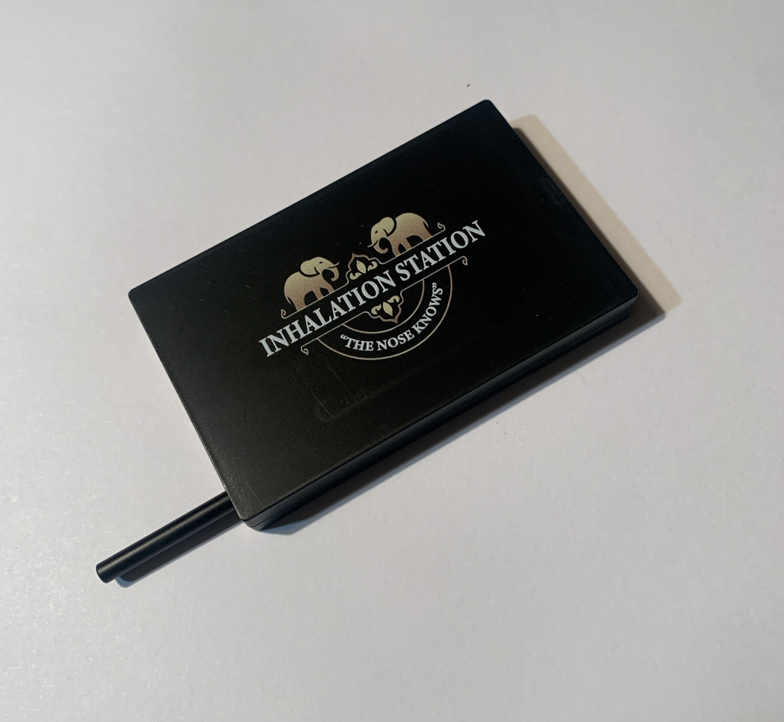 Inhalation Station 7 Slot Snuff Powder Wallet Box Built In Straw The Nose Knows Inhalation Station 7 Slot Snuff Powder Wallet Box Built In Straw The Nose Knows