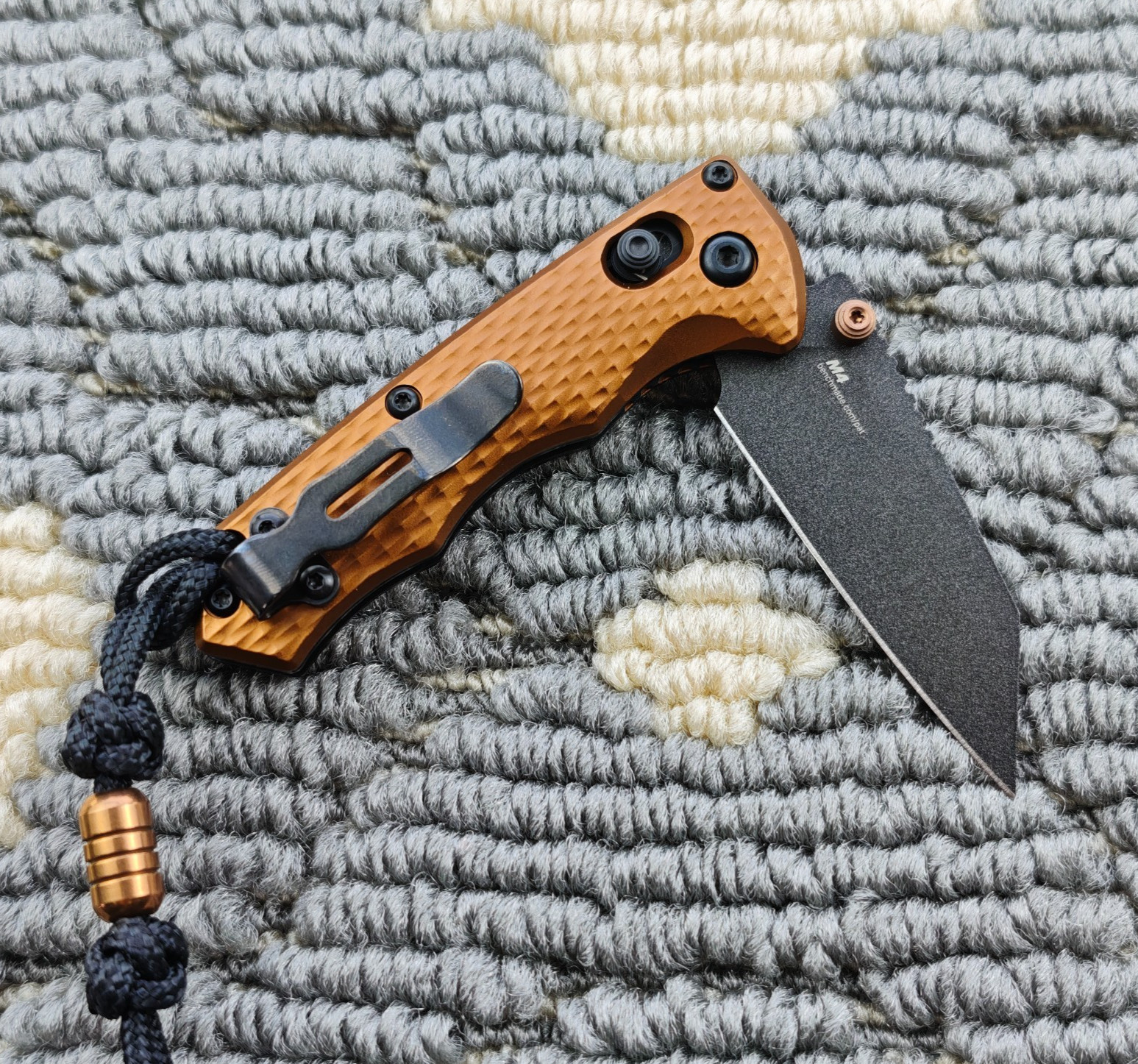 Benchmade 290BK-1 Full Immunity Flat Dark Earth CPM-M4 Blade AXIS Folding Knife