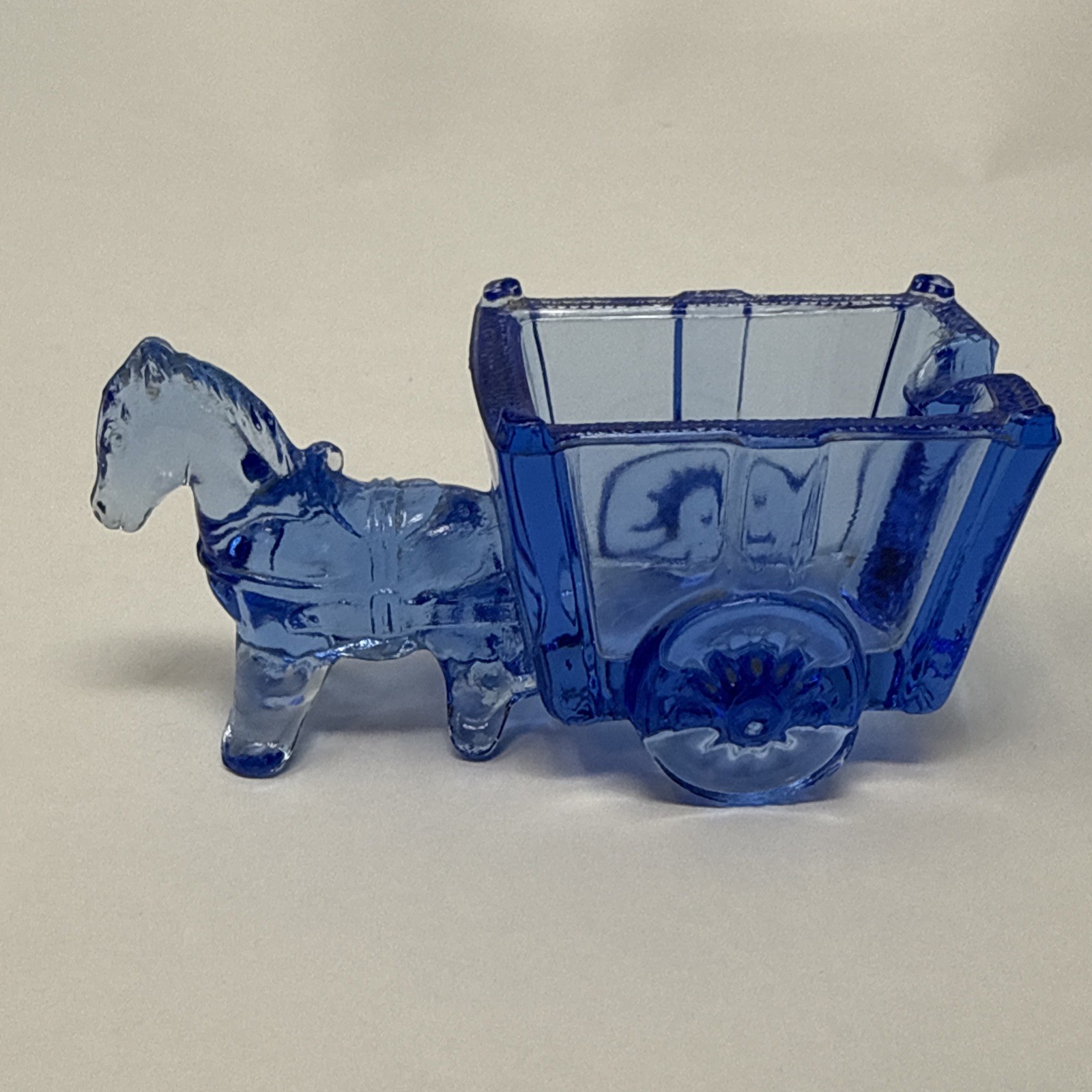 Vintage Kemple Glass Blue Pressed Glass Donkey with Cart Ashtray Trinket Dish Vintage Kemple Glass Blue Pressed Glass Donkey with Cart Ashtray Trinket Dish