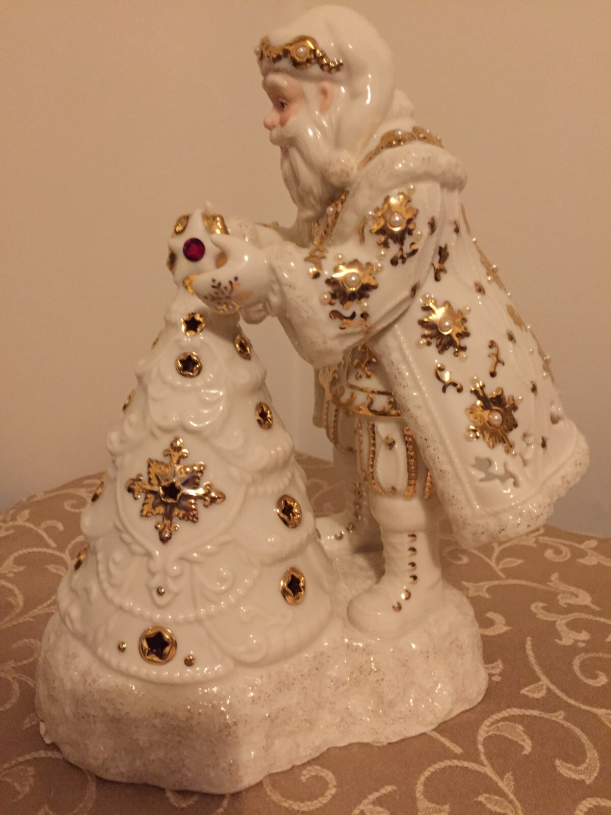 Lenox Florentine and Pearl Jeweled Santa with Lit Tree Box
