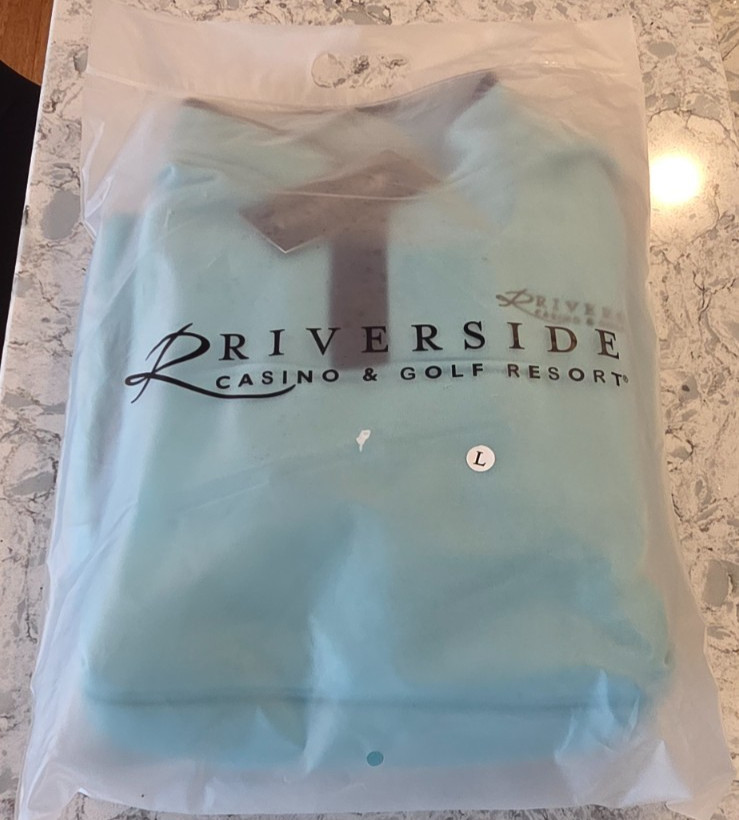 New Riverside Casino & Golf Resort Aqua Pullover Sweatshirt Shirt Adult Large L New Riverside Casino & Golf Resort Aqua Pullover Sweatshirt Shirt Adult Large L