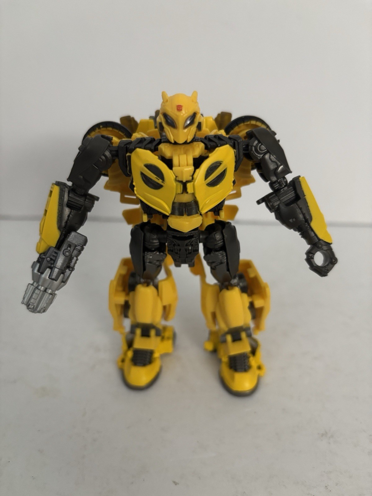 Transformers Takara Tomy Studio Series 2020 SS-65 B-127 Bumblebee With Blaster