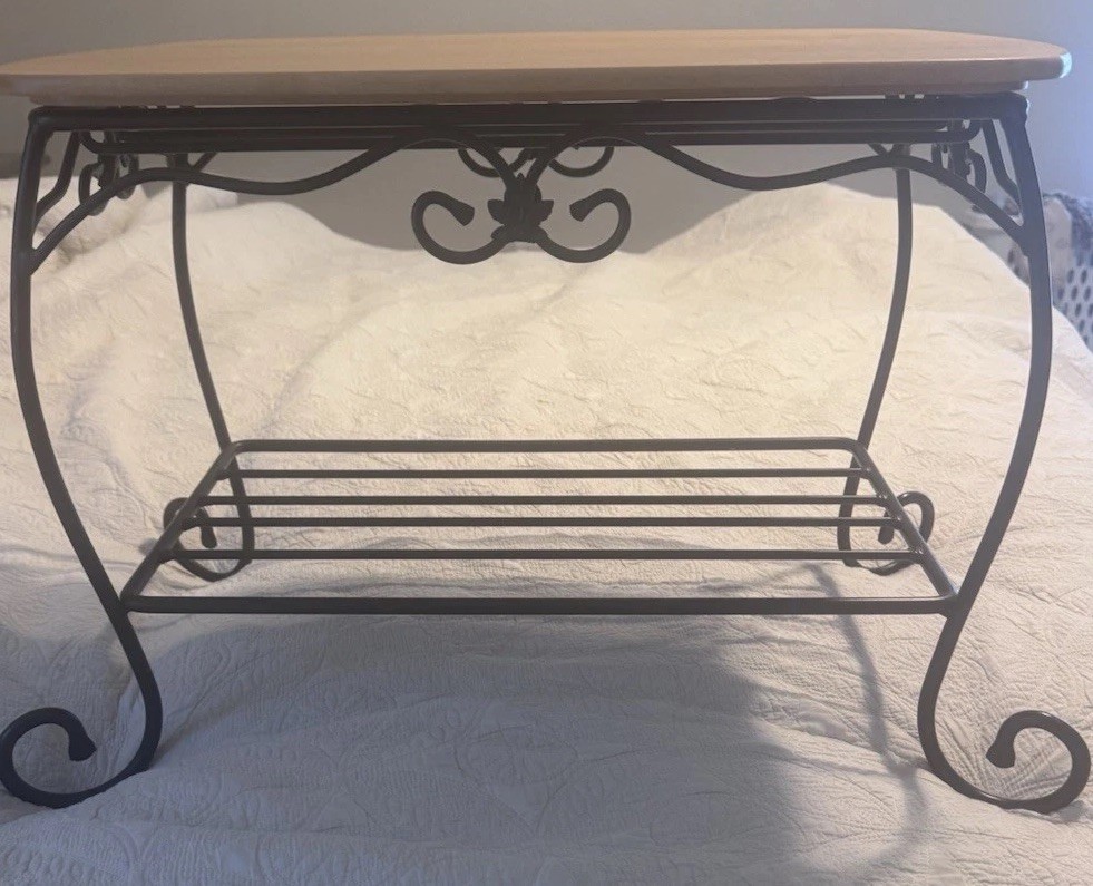 Longaberger Wrought Iron Treasures Stand Table with Lid