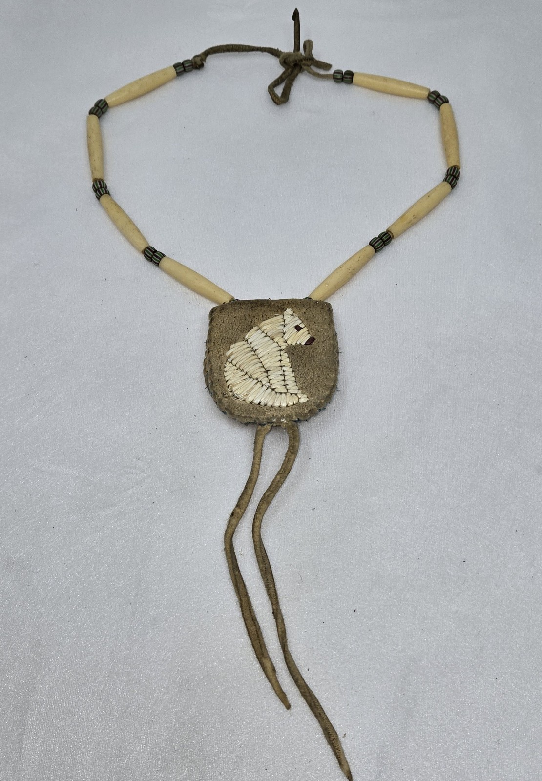 VTG NATIVE AMERICAN PORCUPINE QUILLED BEAR LEATHER PENDANT BONE & CHEVRON BEADS