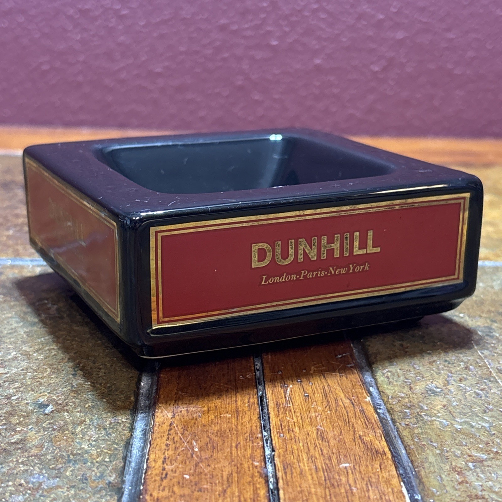 Dunhill London Paris New York Ashtray 5” Wade Porcelain England EUC Cigarette