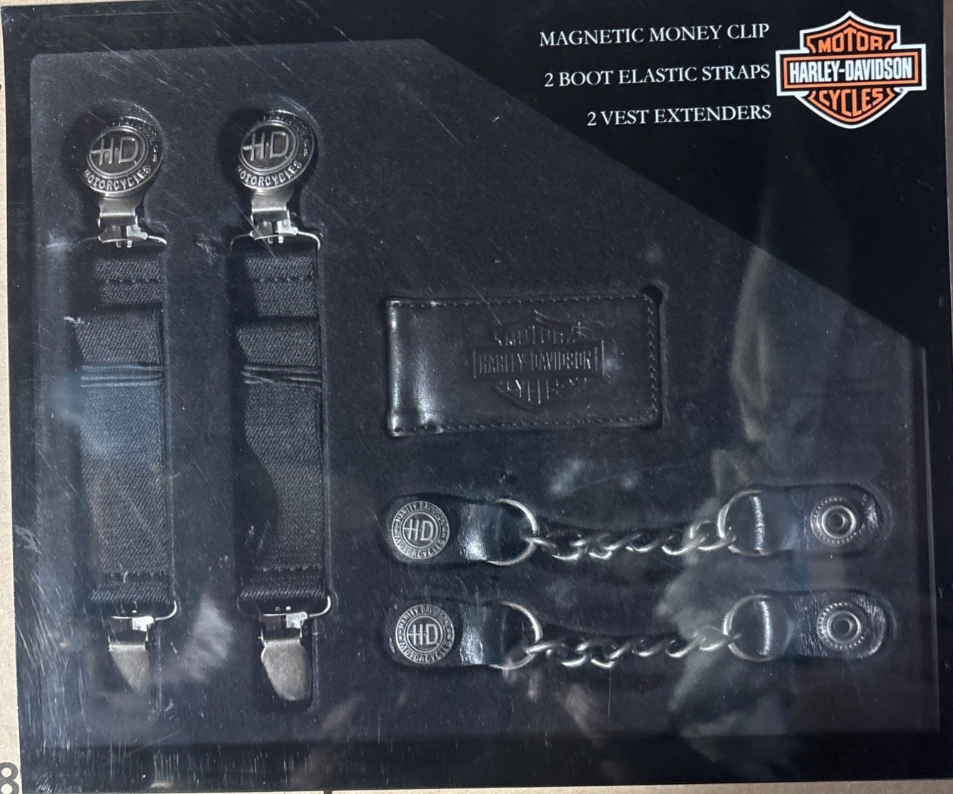 NIB OFFICIAL 2018 Harley-Davidson 5 Piece Accessory Gift Set NIB OFFICIAL 2018 Harley-Davidson 5 Piece Accessory Gift Set