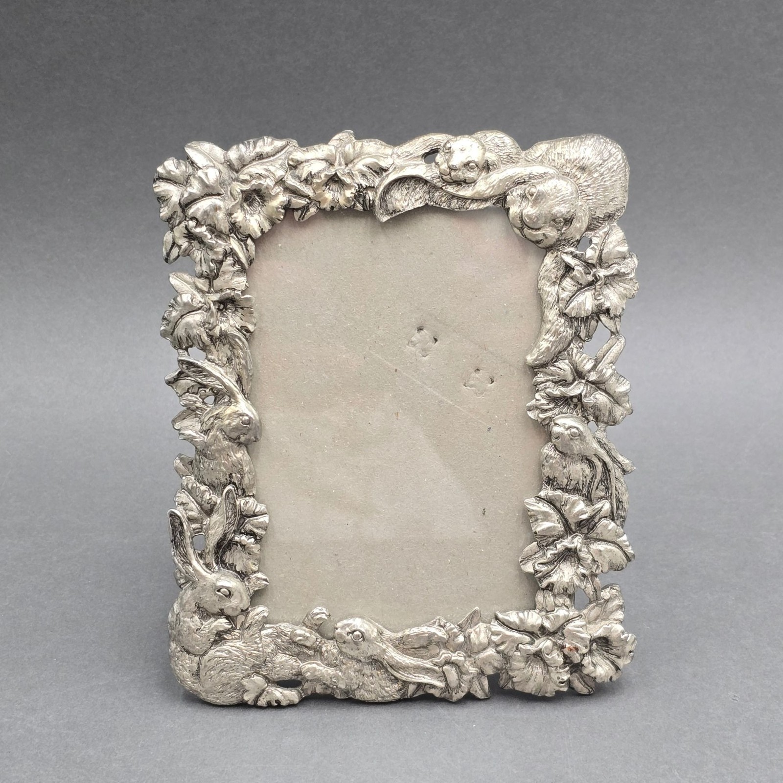 Arthur Court Bunny Rabbit Daffodil Picture Frame Vintage 1995 Aluminum 6x5.5\