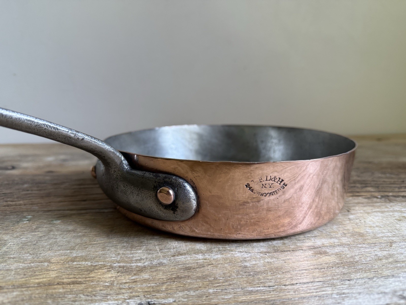Rare Antique Duparquet Copper Saute Pan LFD&H 24 & 26 WOOSTER Stamp- 21cm Rare Antique Duparquet Copper Saute Pan LFD&H 24 & 26 WOOSTER Stamp- 21cm