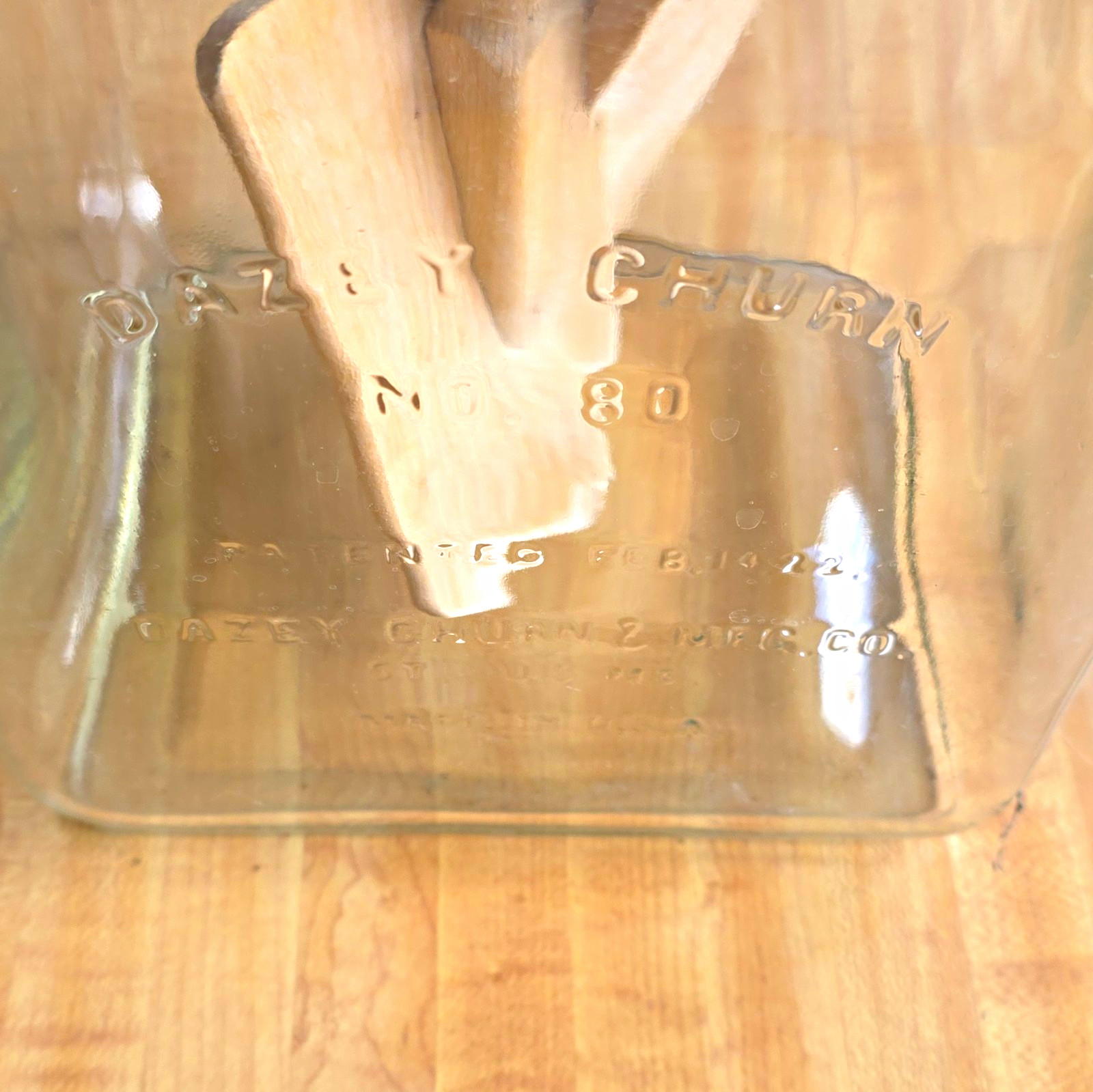 Dazey Churn & Mfg. Co. No. 80 Clear Glass Butter Churn Jar Hand Crank Lid