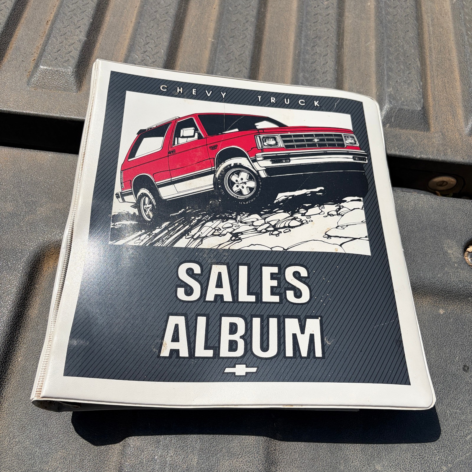 Original 1984 Chevrolet Light Duty Truck Dealer Sales Album 84 Pickup Blazer