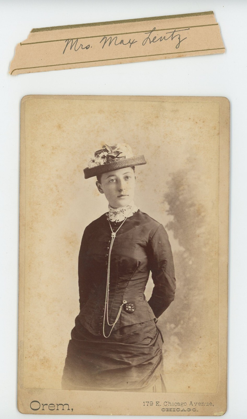 Vintage Cabinet Card Mrs. Max Lentz A.R. Orem E. Chicago Ave. Chicago IL 1880s