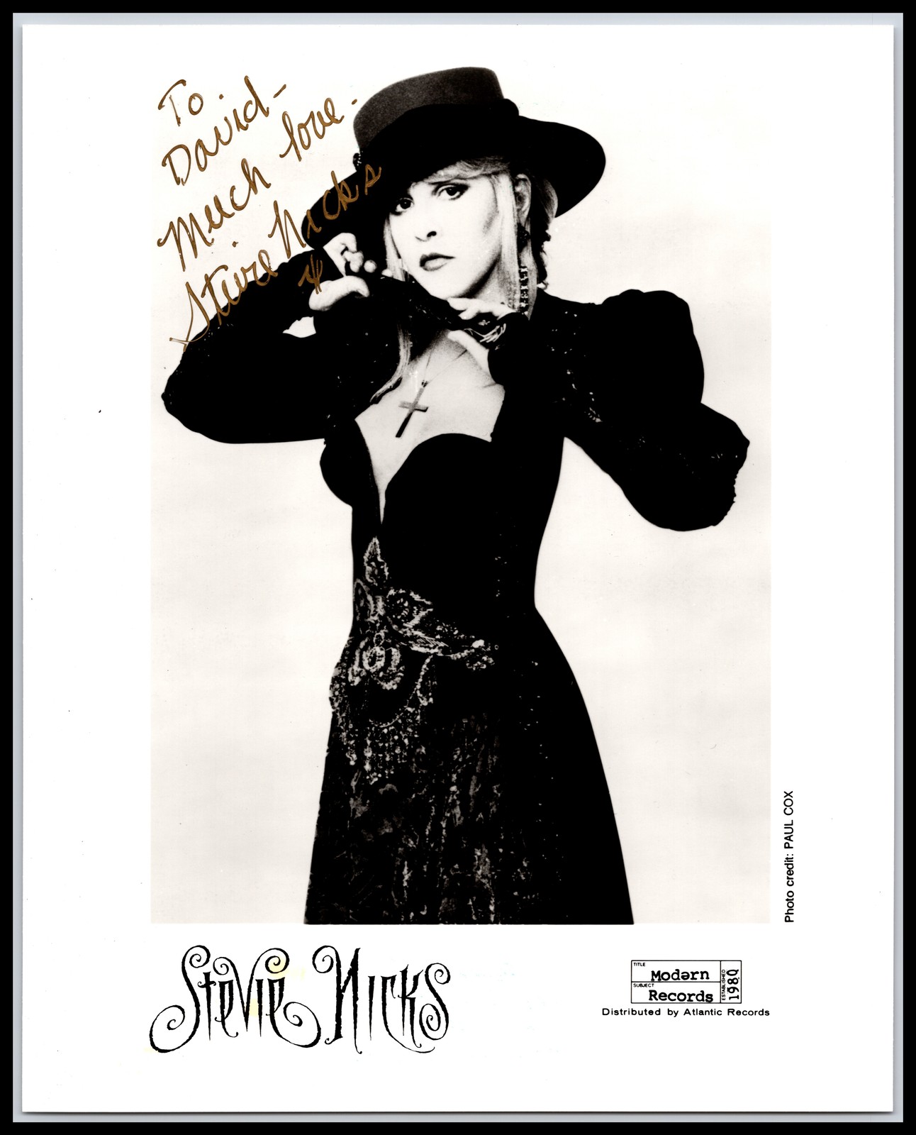 Stevie Nicks - Singer & Songwriter - 8x10 Photo - Signed | Autograph (b)