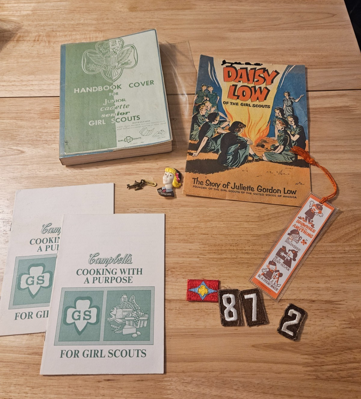 Vintage lot of Girl Scout and Brownie