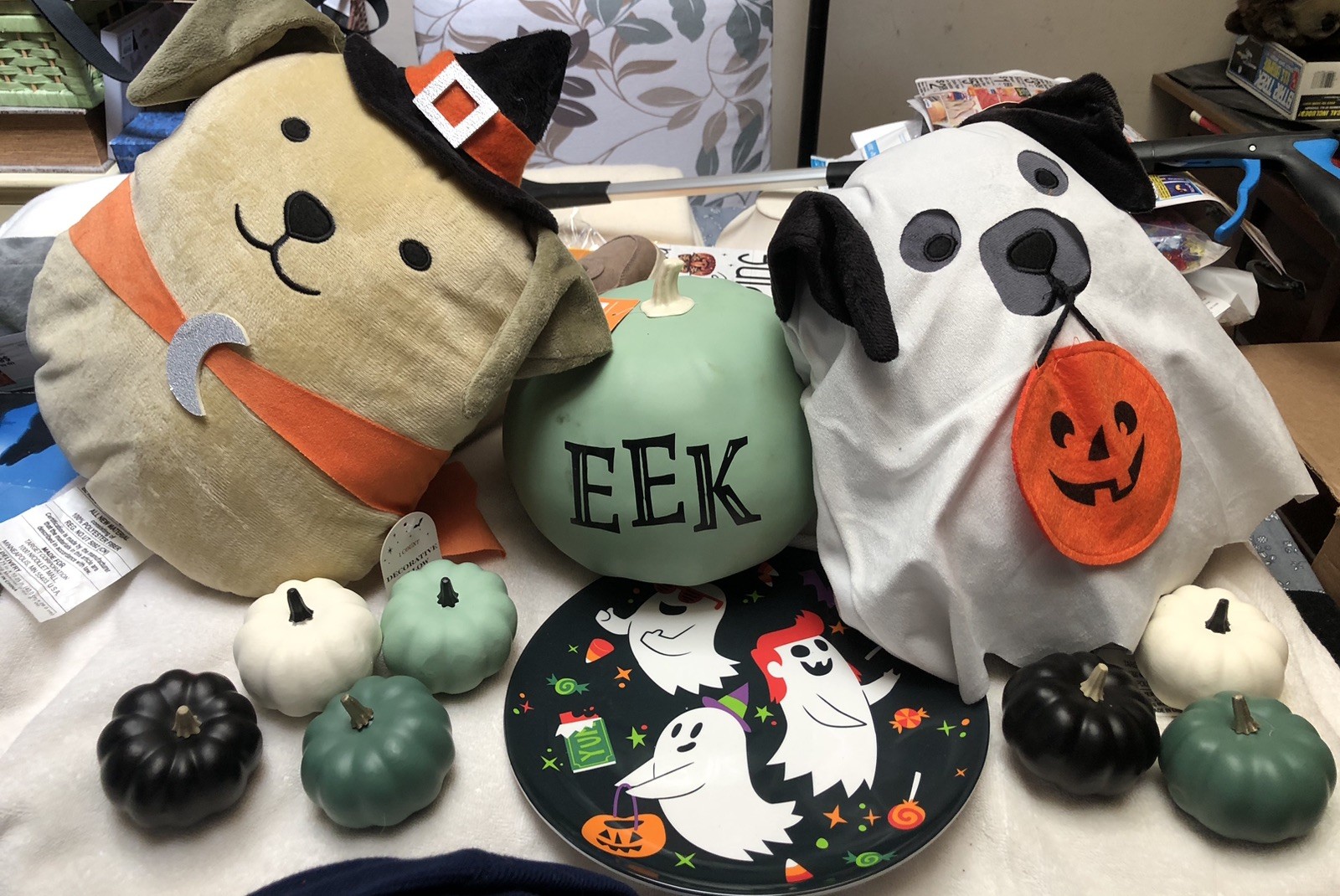 HALLOWEEN Mix Box Of Misc Items See Pics.  Total Of 12 Items. + Some Extras New