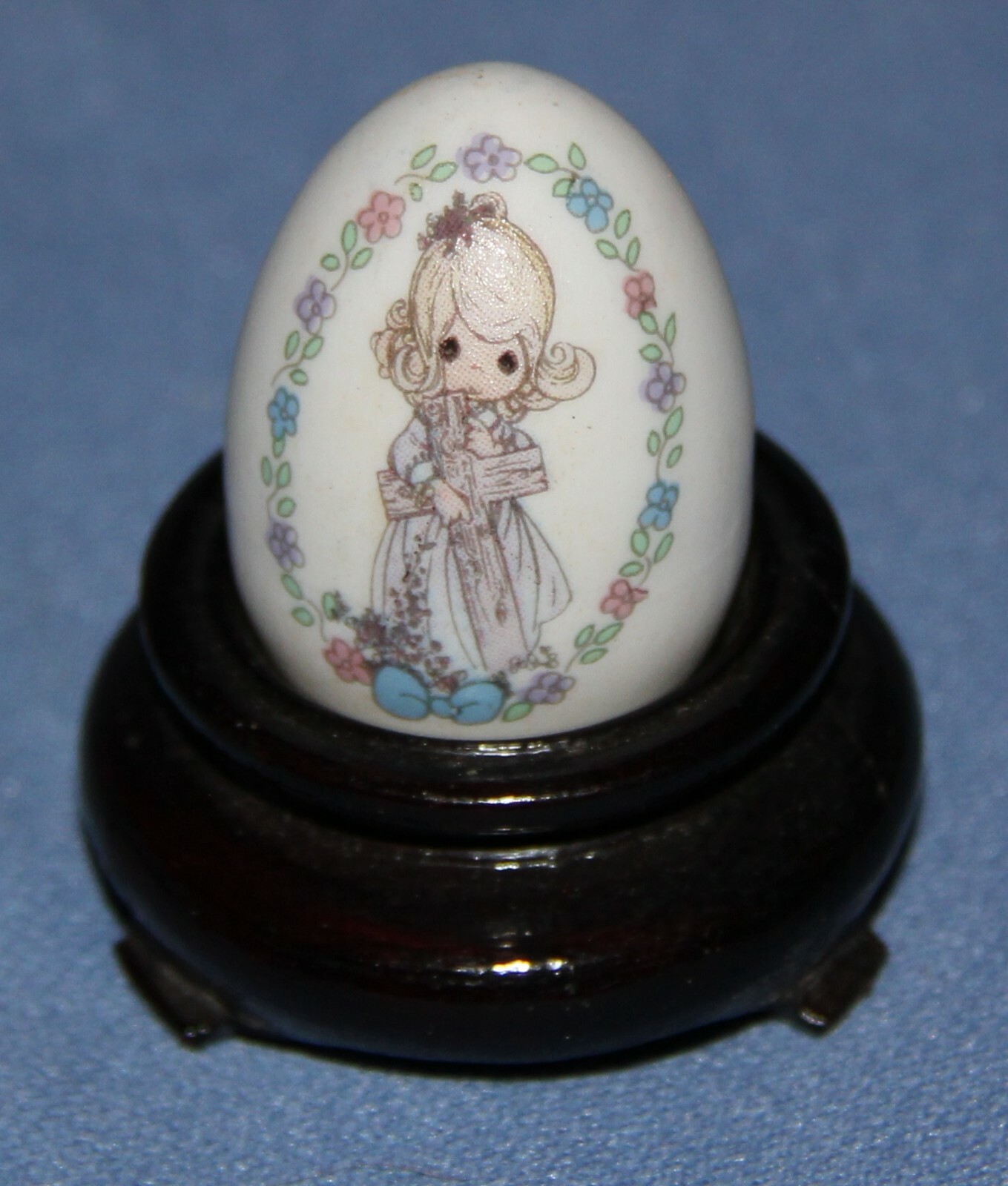 Precious Moments I Believe Egg w/ Stand Decoration Easter Vtg Decor Collectible