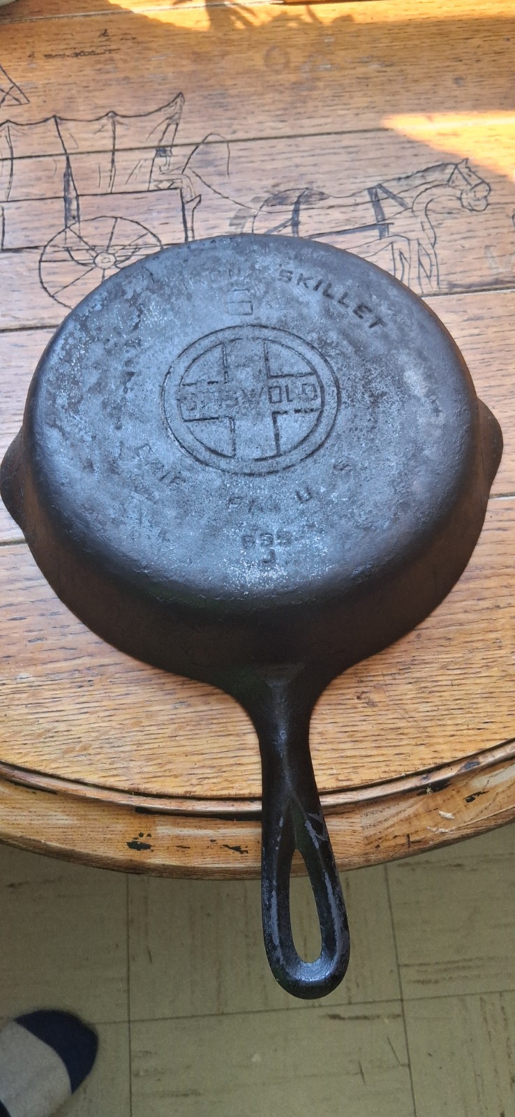 Griswold #6 Cast Iron Skillet # 699 G- Large Logo - Erie PA..USA