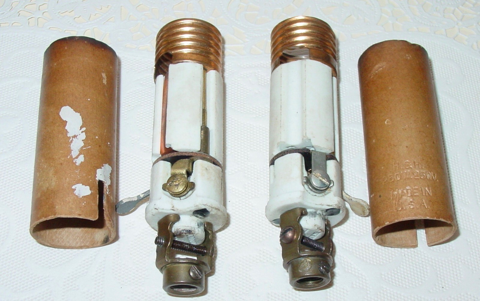 2 Vintage A-H&H Candle Sockets Lamp Tumbler Lever Action Porcelain Stud Grip USA