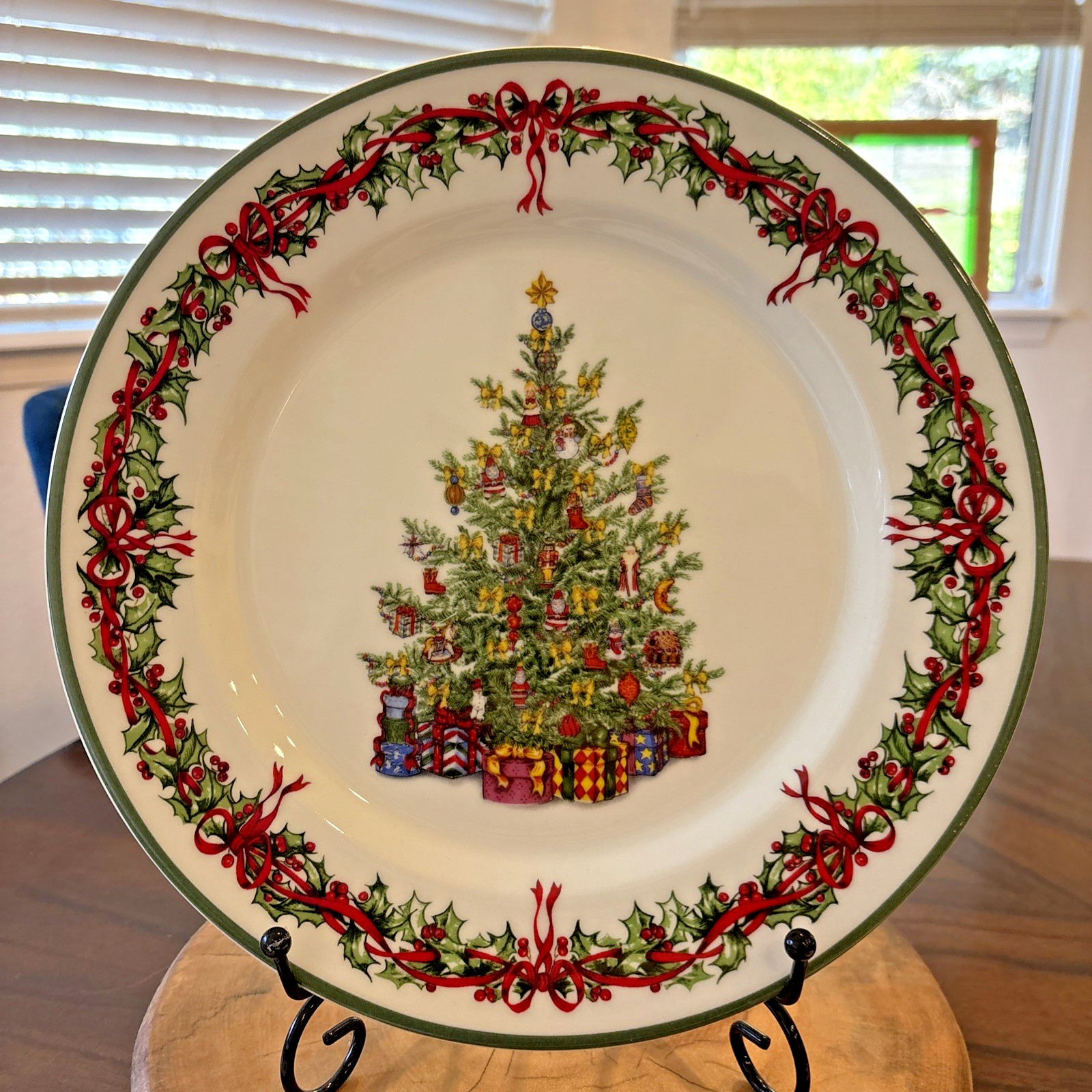 4Christopher Radko Traditions Holiday Celebrations 10 7/8 Tree Plate Set (4)Four