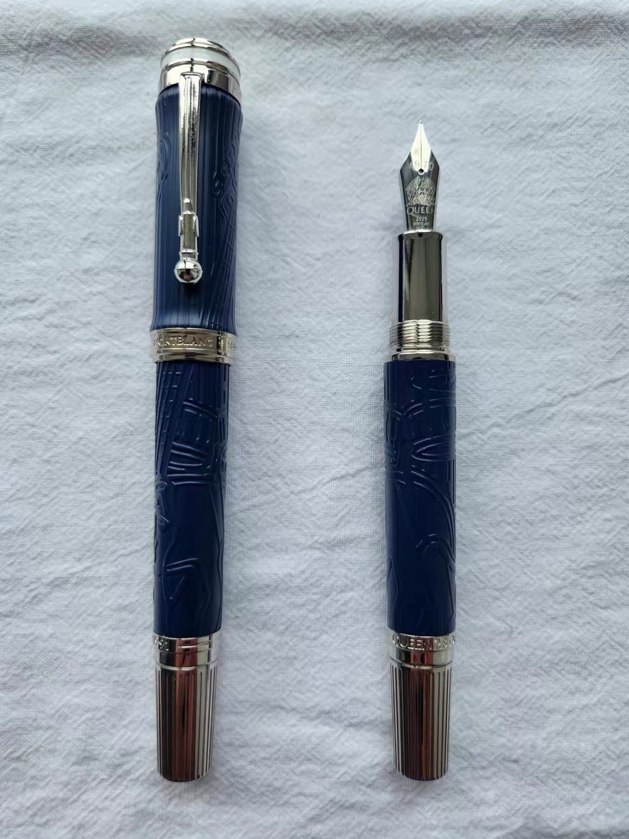 Montblanc Great Characters Homage to Queen Fountain Pen Blue/Silver Montblanc Great Characters Homage to Queen Fountain Pen Blue/Silver