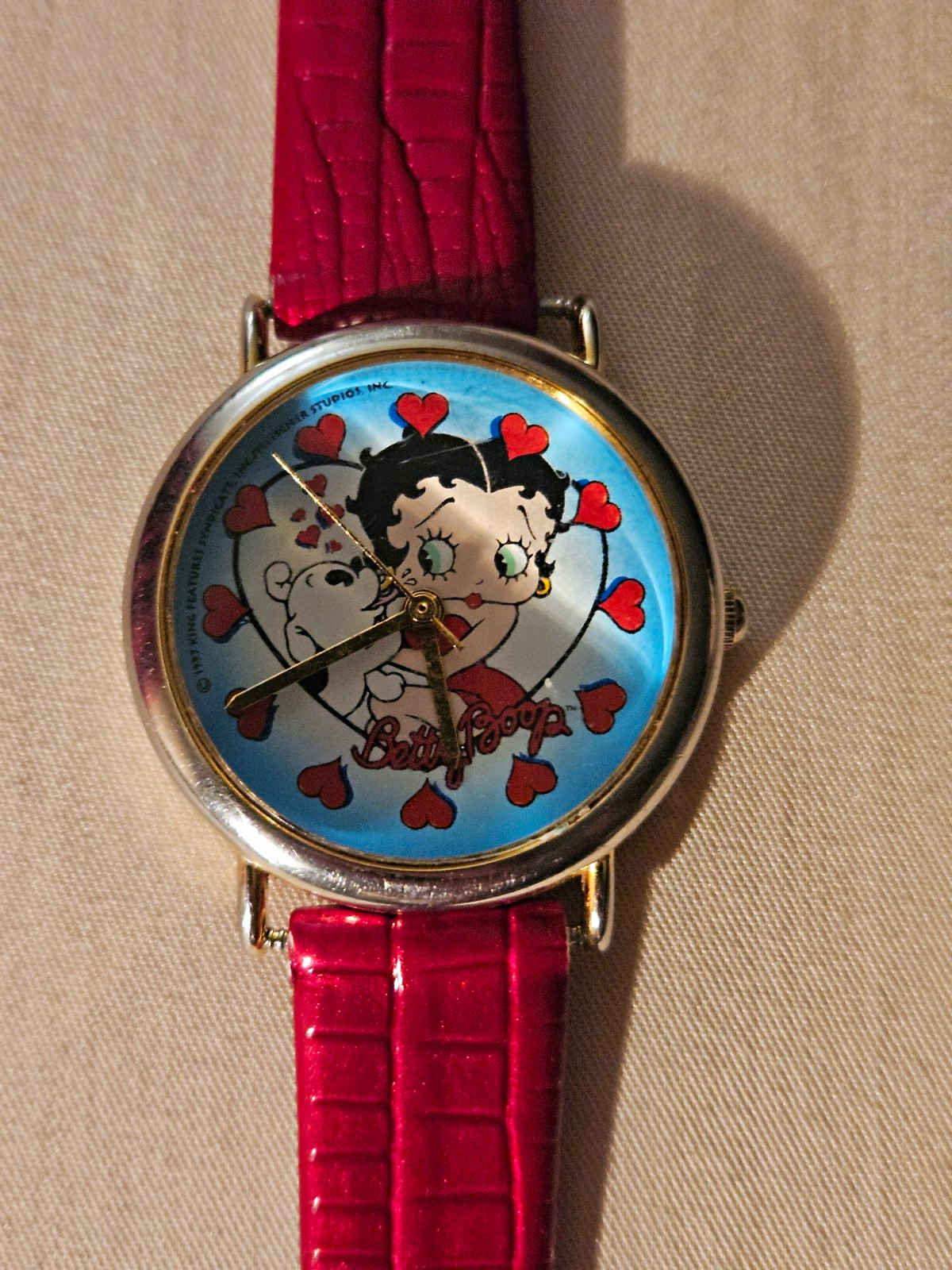 VTG 1997 Betty Boop Watch Hearts New Strap & Battery Tested Working Dinobros