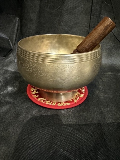 Rare Antique Naga pedestal Healing Yoga handmade Singing Bowl 6.5