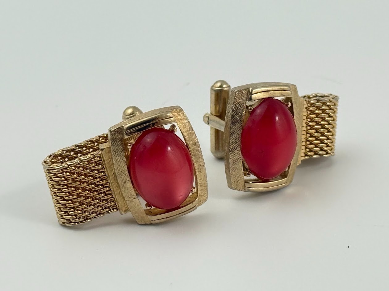 Vintage Pink Red Moonglow Cufflinks Gold Tone Mesh Cabochon Mid Century Modern