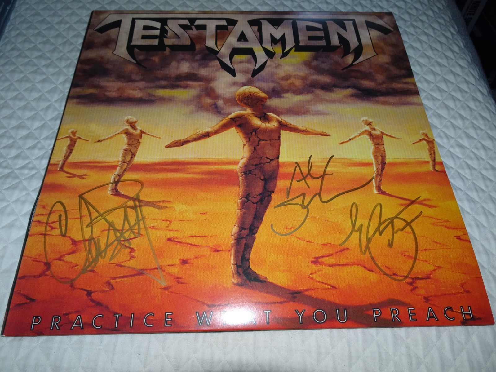 Testament practice what you preach vinyl LP Signed Alex Skolnick Chuck Billy Testament practice what you preach vinyl LP Signed Alex Skolnick Chuck Billy