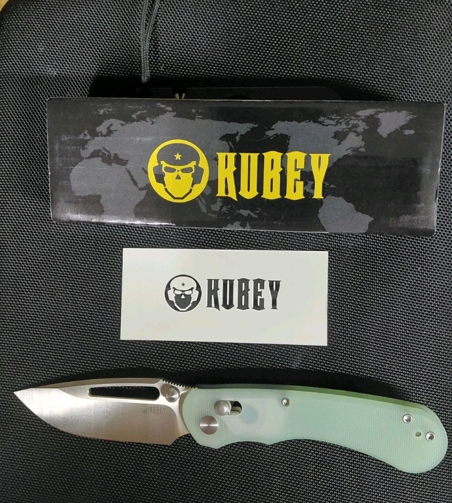 Kubey Stalker KU504C Bar Lock. Thumb Stud. D2 Blade. G10 Jade Scales.